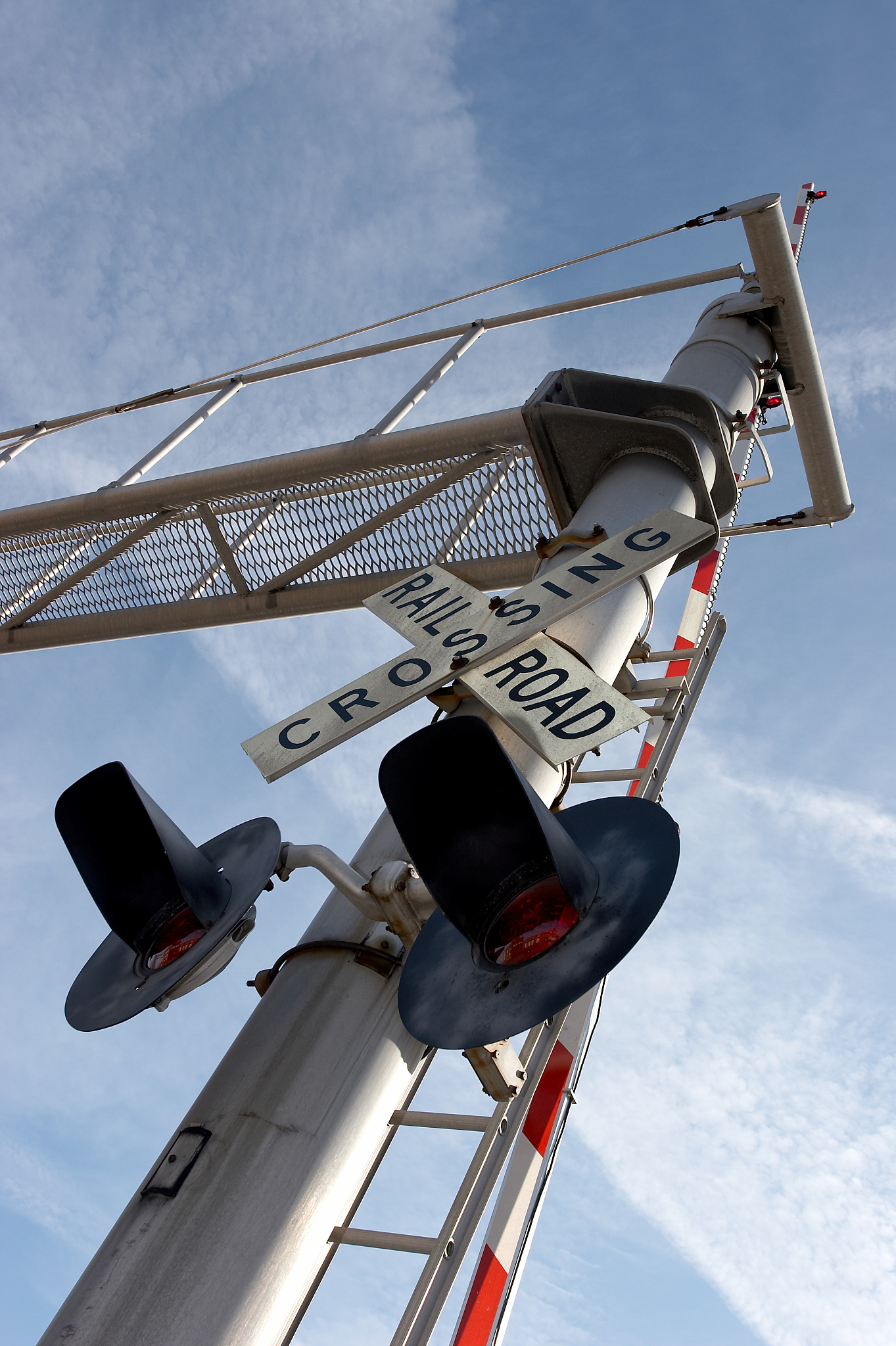 Aerial Operations Safety: Ladders and Cranes