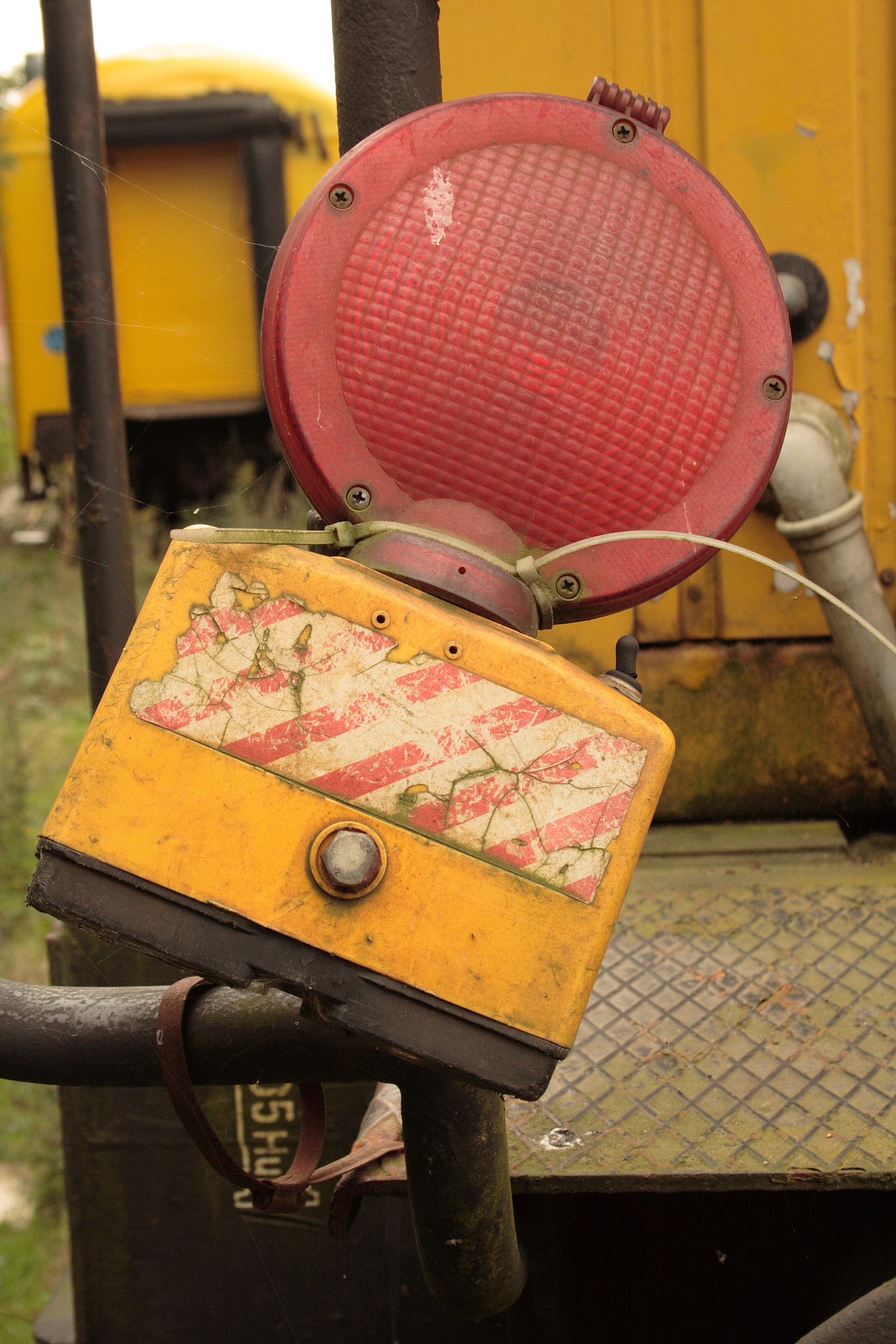 防爆应急灯识别指南：如何选购安全的防爆灯