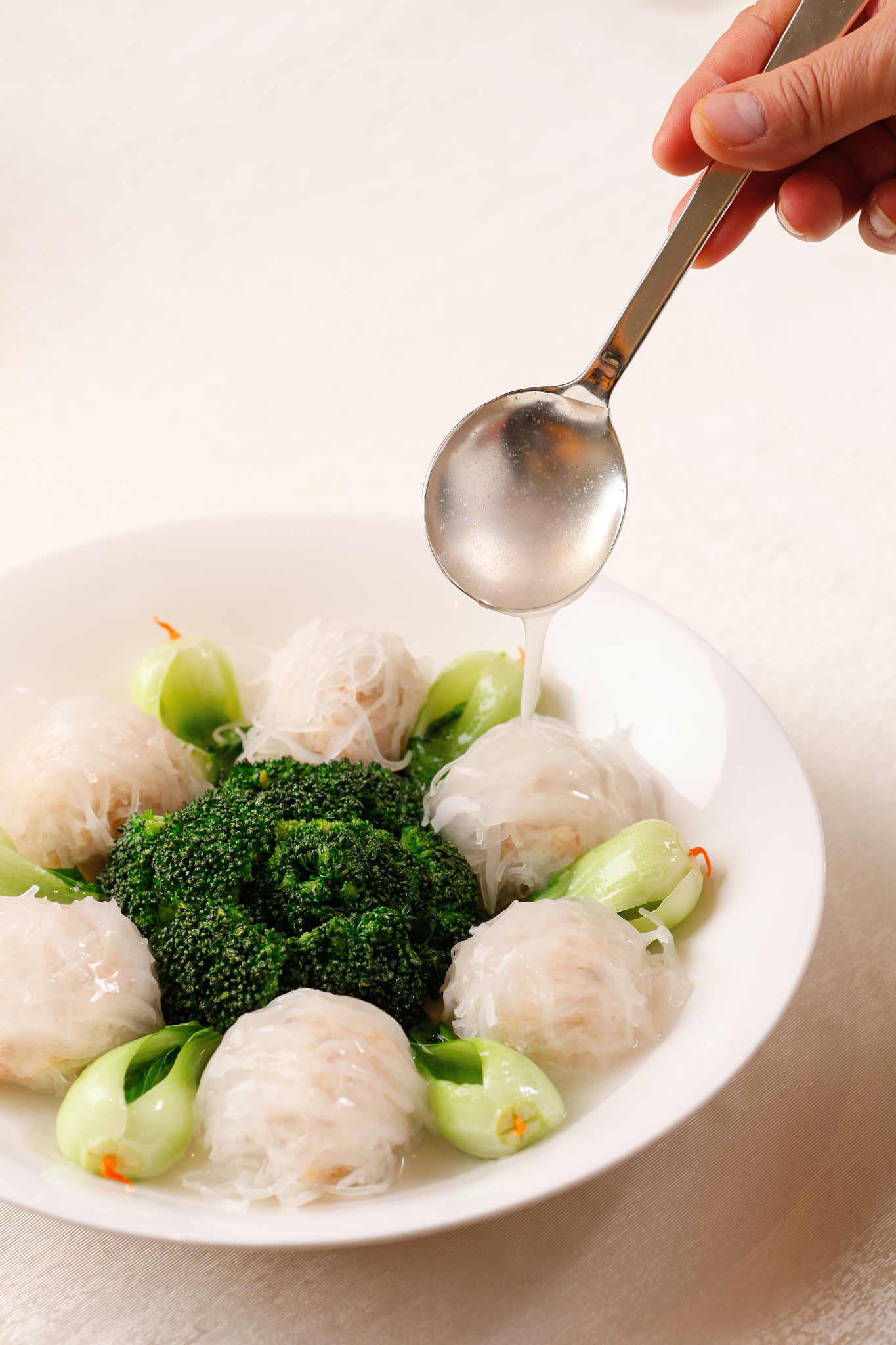 西兰花萝卜丝肉丸