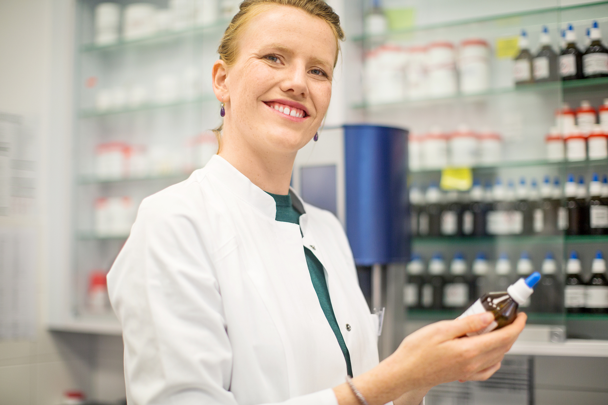 南京2023年初中生可以去卫校吗-怎么样