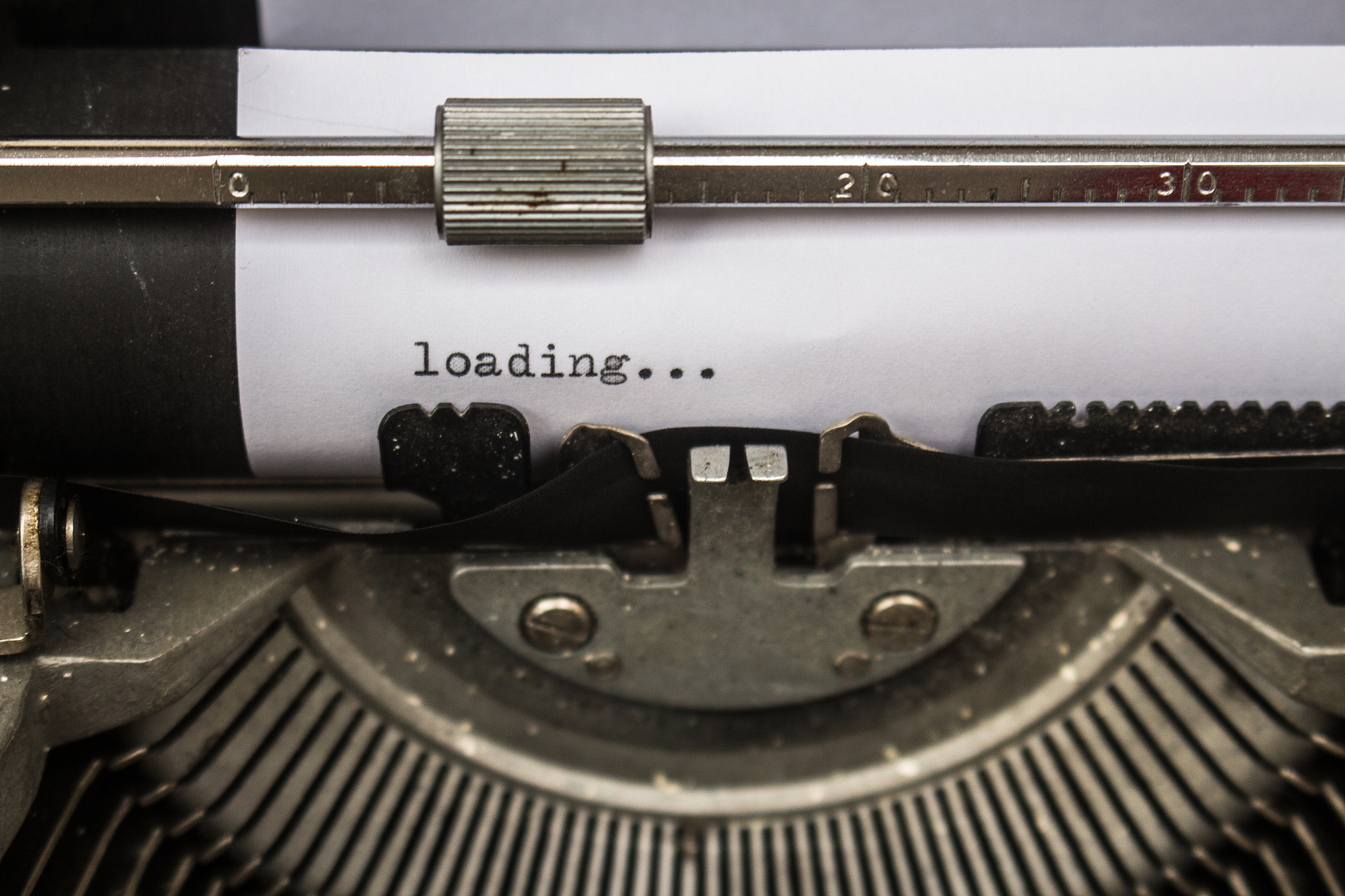 '任前'的信移到任后变成了'性'：打字错误还是别有深意？