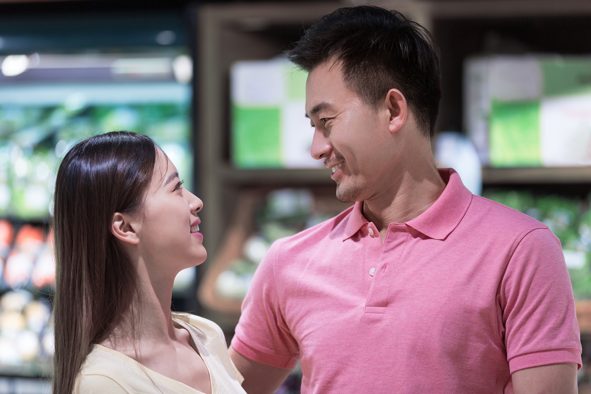 公众号爆款文章标题为妻子不愿给小叔子买房凤凰男赌气离家出走再回家发现有新丈夫