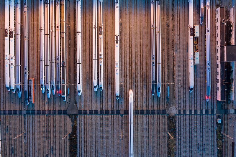 贵阳铁路高铁学校毕业生就业优势分析：高铁、铁路运输、城市轨道交通、机场航空