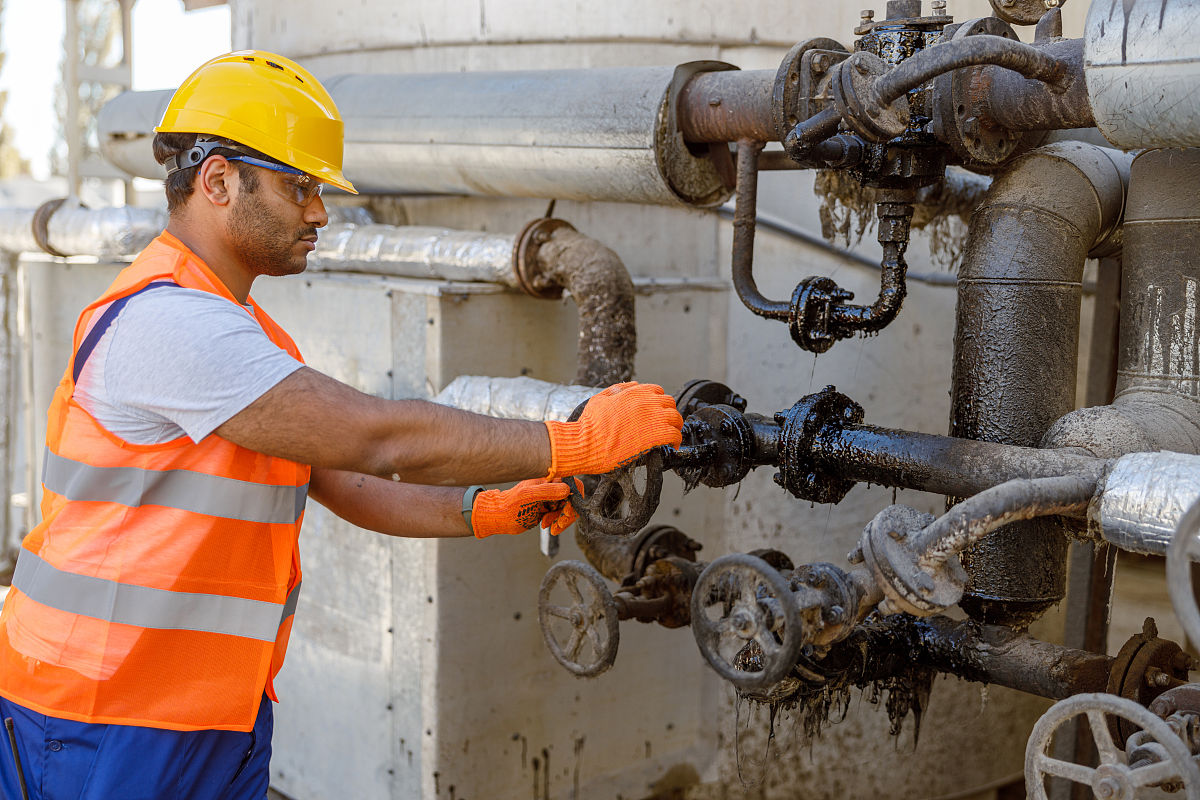 论述通过实习掌握了纳米采油技术，不能抄袭他人观点和概念。