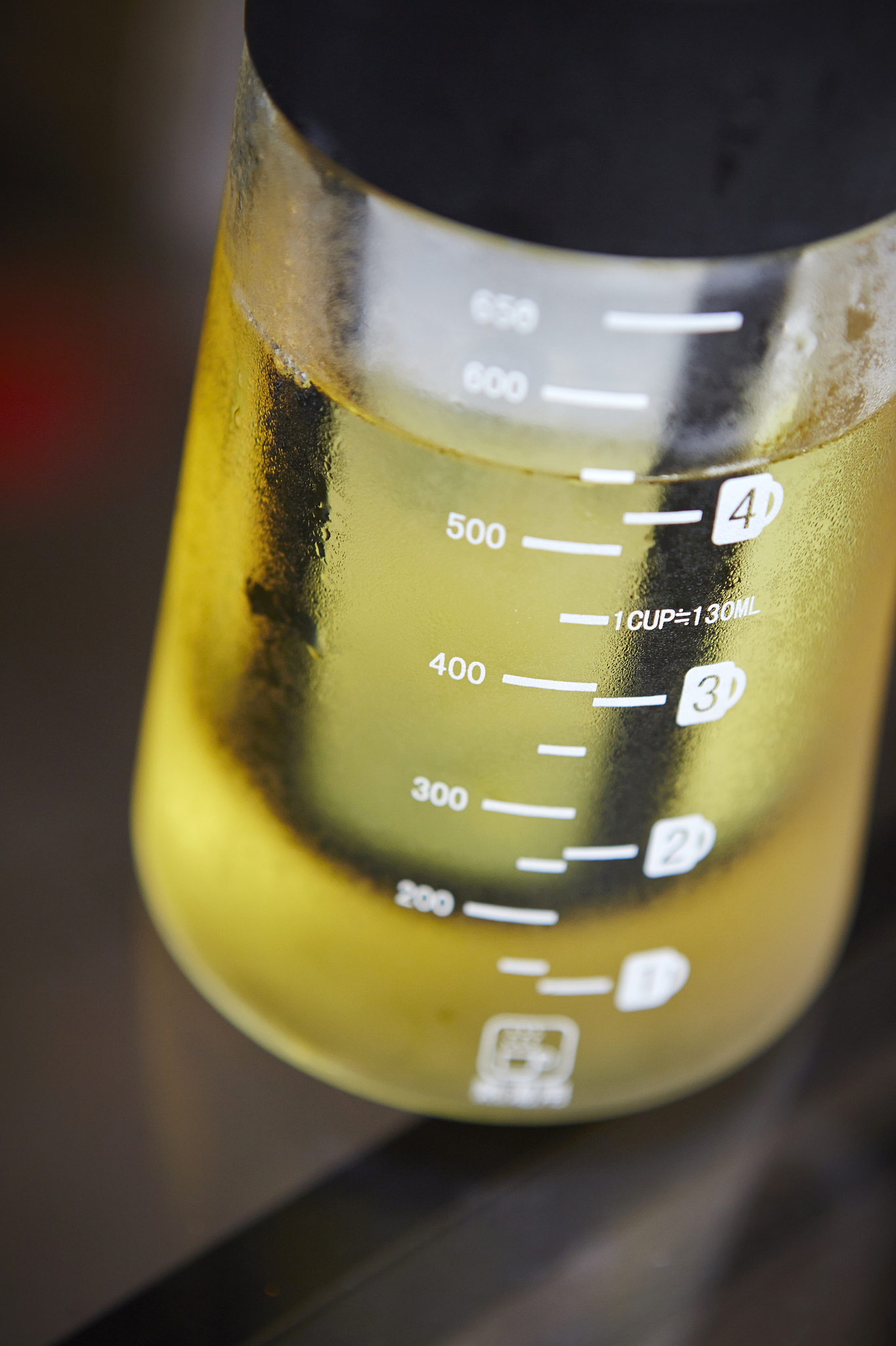 如何用100ml容量瓶配制1000mg/L甲基橙溶液