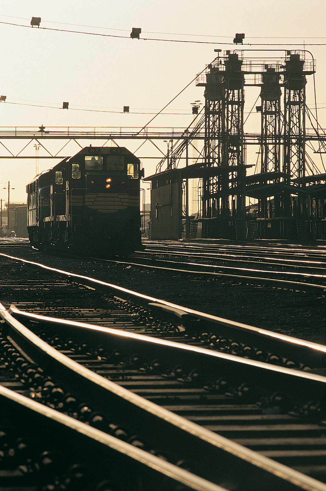 贵阳铁路学校：圆你铁路就业梦，选择丰富专业，开启未来之路