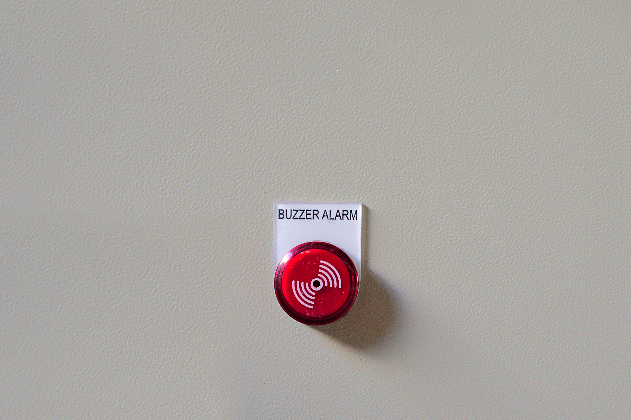 防爆应急灯报告 - 使用情况、维护记录和性能评估