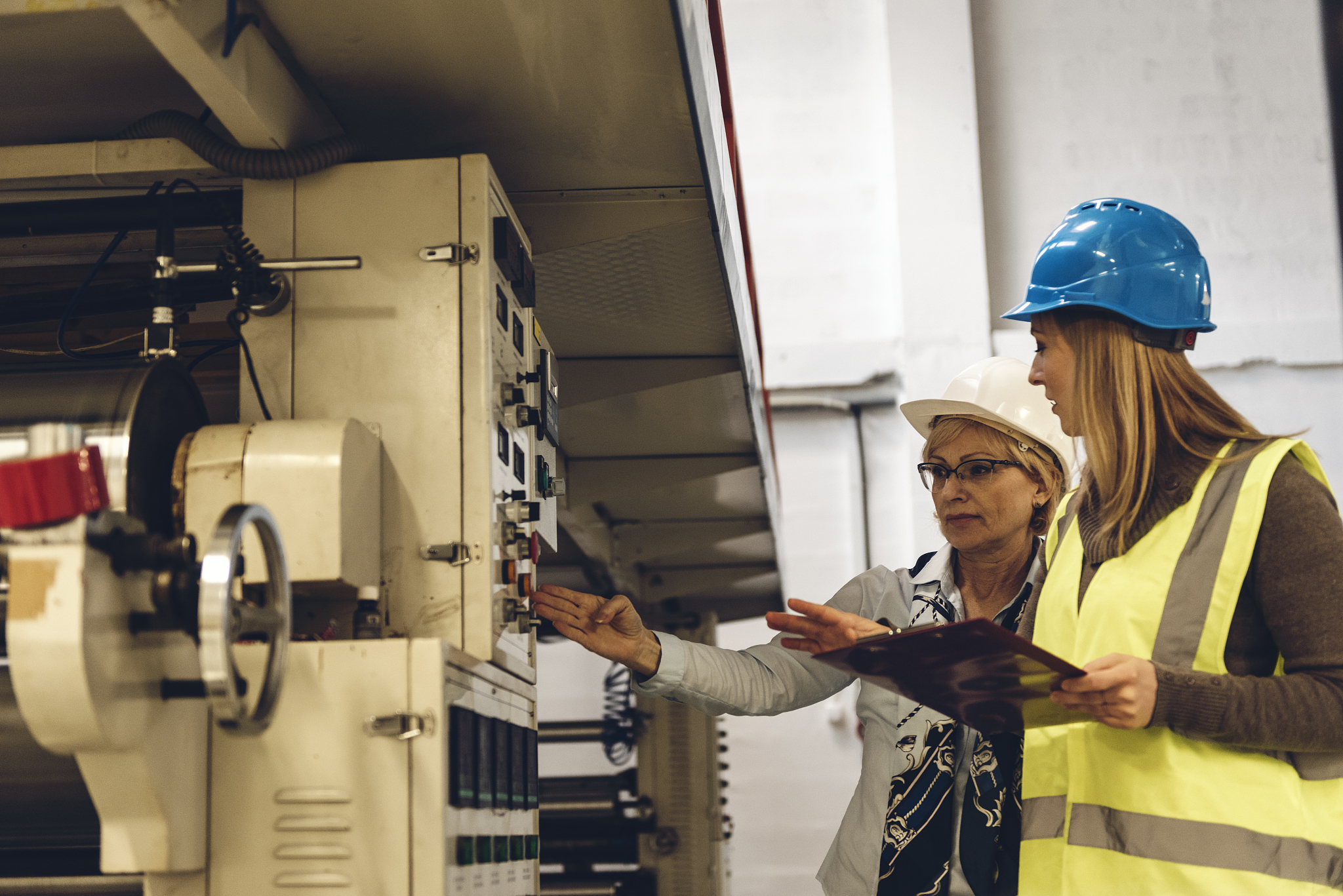 铁建工程师评审表