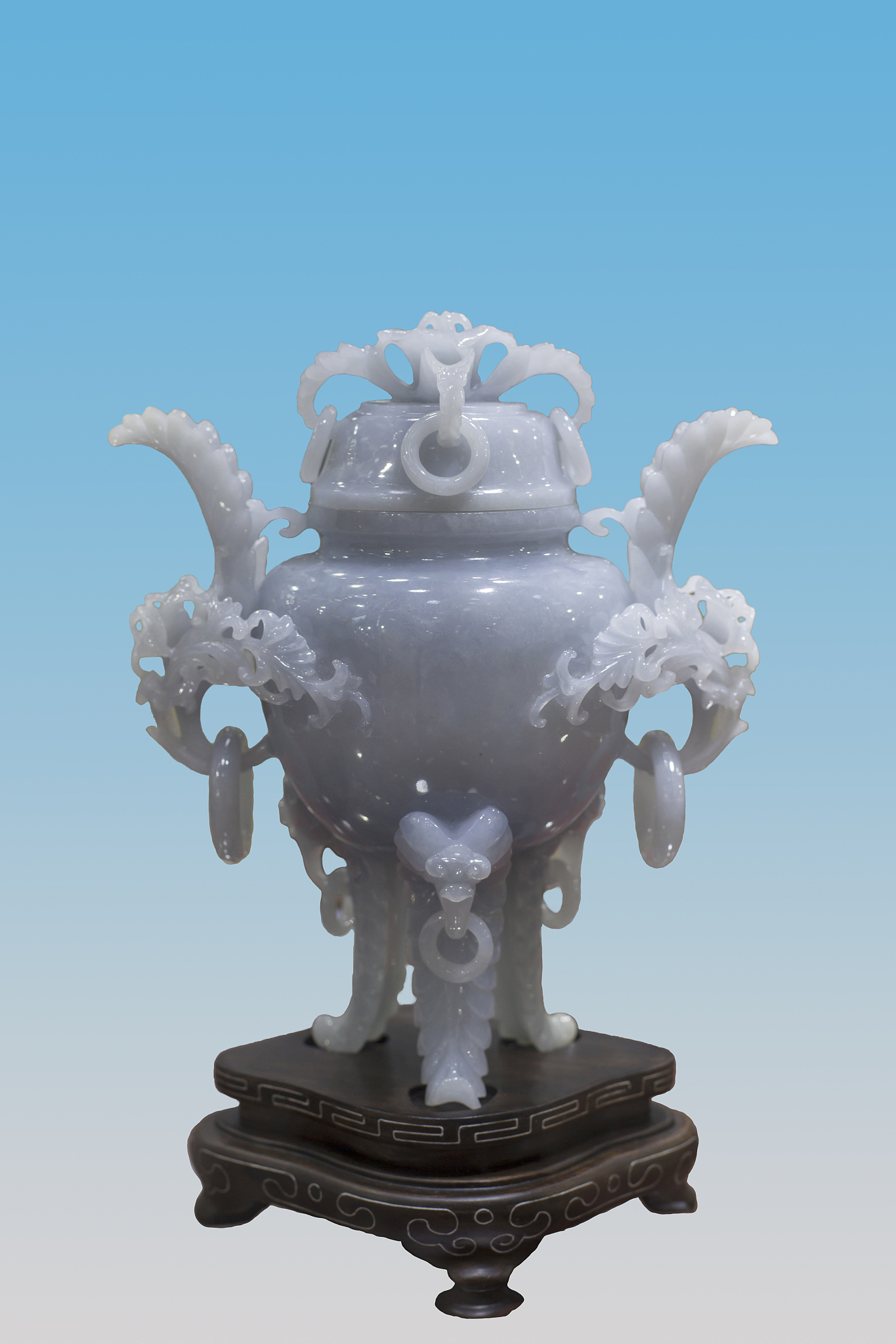 玉骑铃：古代乐器，清脆悠长，历史悠久