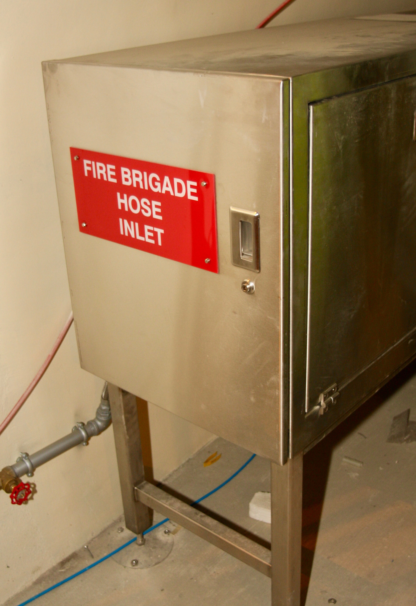 消防贮存装置内含150Bar钢瓶组件