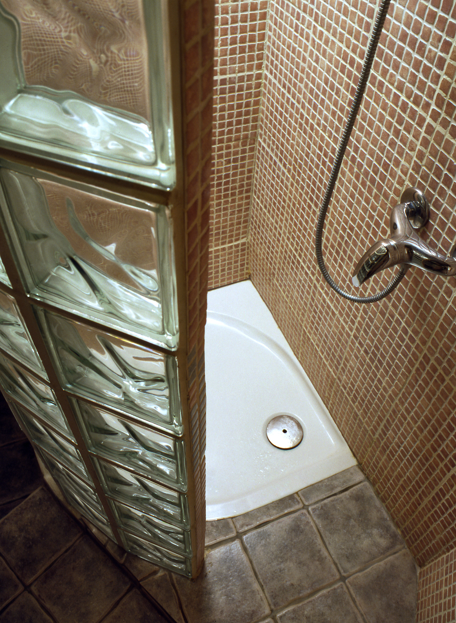 Main Gate Security Chain Installation Update & Bathroom Exhaust Fan Issue