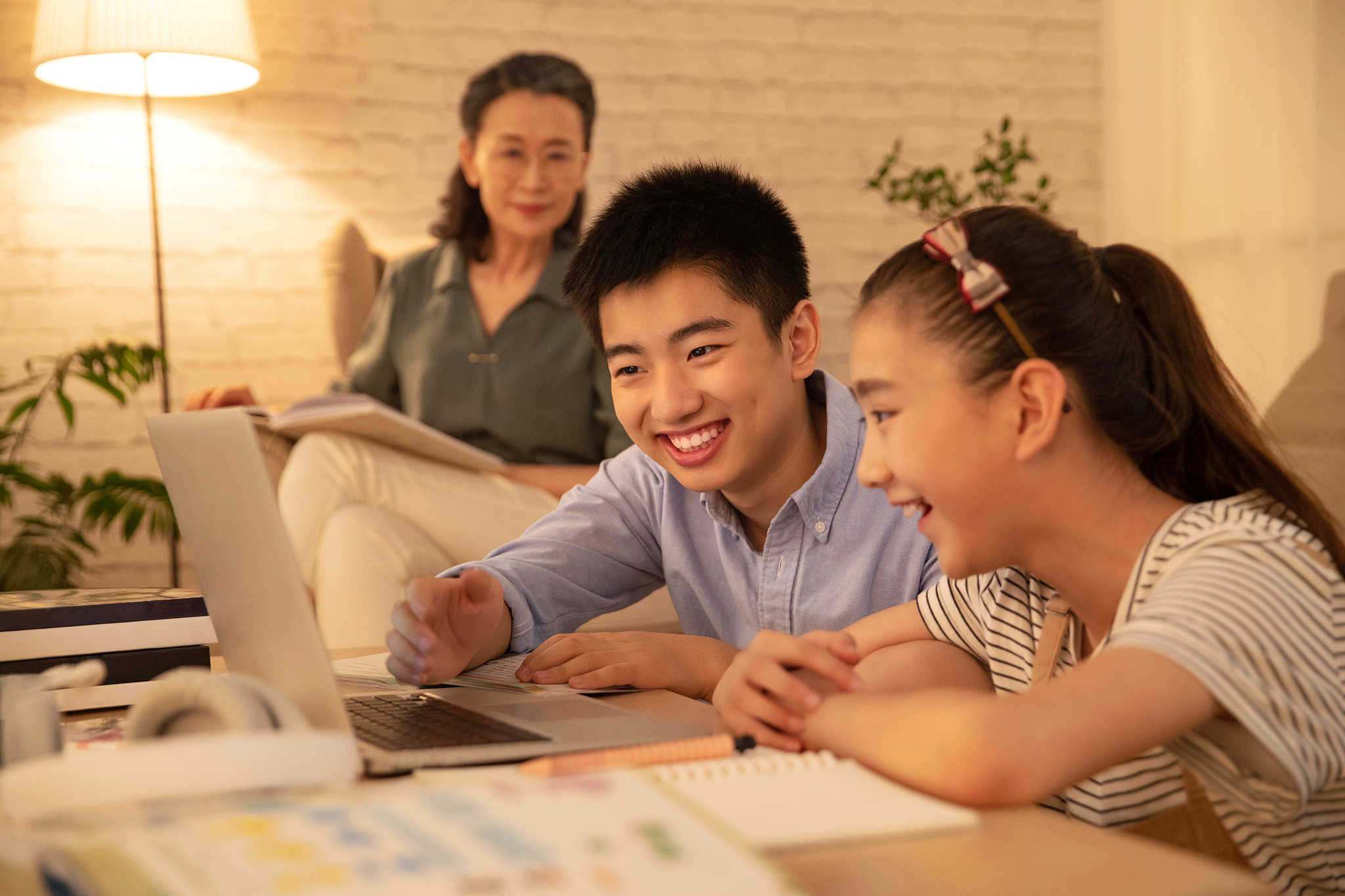 学生,学习,计算机,网上冲浪,辅导讲座,中学生,互联网,<strong>在线</strong>教育,亚洲