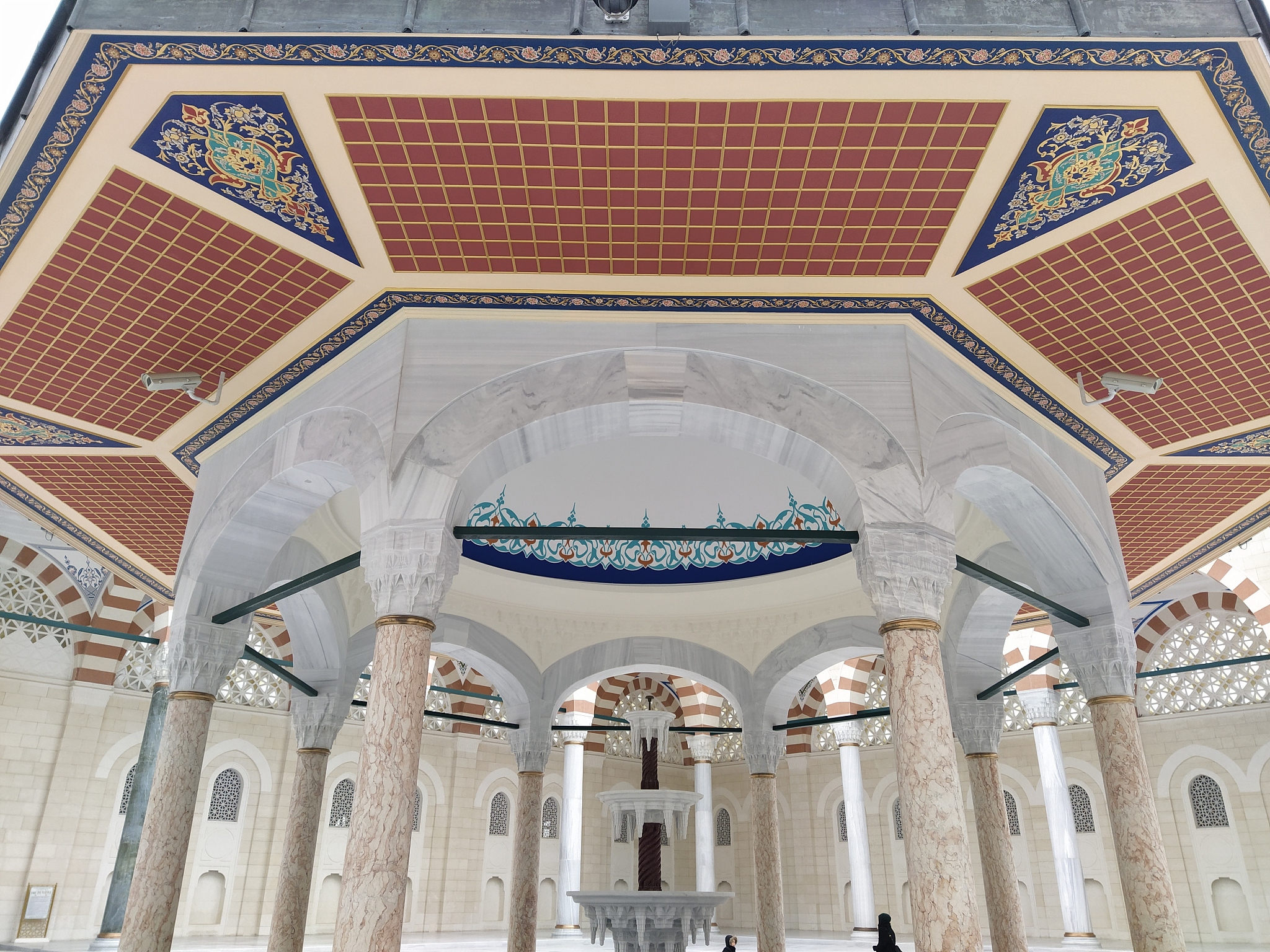 Как добавить таблицу истории отправленных сообщений на сайт с помощью JavaScript