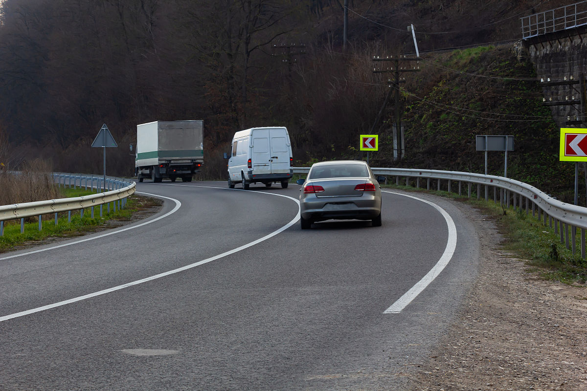 void forward_moveDuty_left=20;Duty_right=12;IN1=1; 两个电机均正转I请求失败2IN2=0;IN3=1;IN4=0;void backward_moveDuty_left=20;Duty_right=12;IN1=0; 两个电机均反转IN2=1;IN3=0;IN4=1;void left_turnDuty_left=20;Duty_right=20;