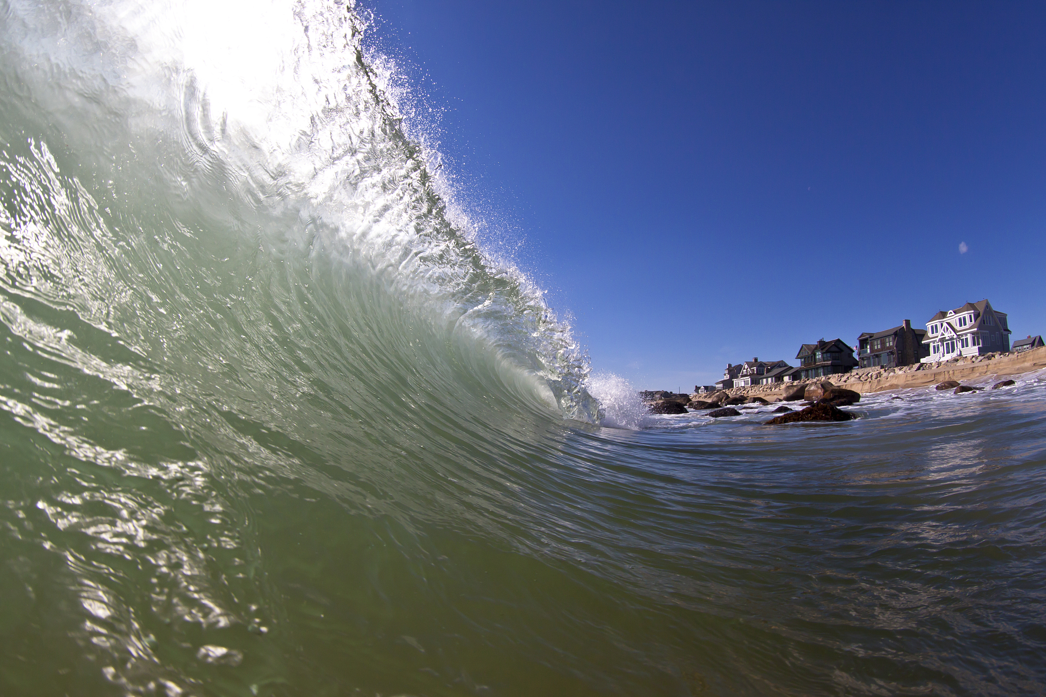 2322922428：带水的诗句