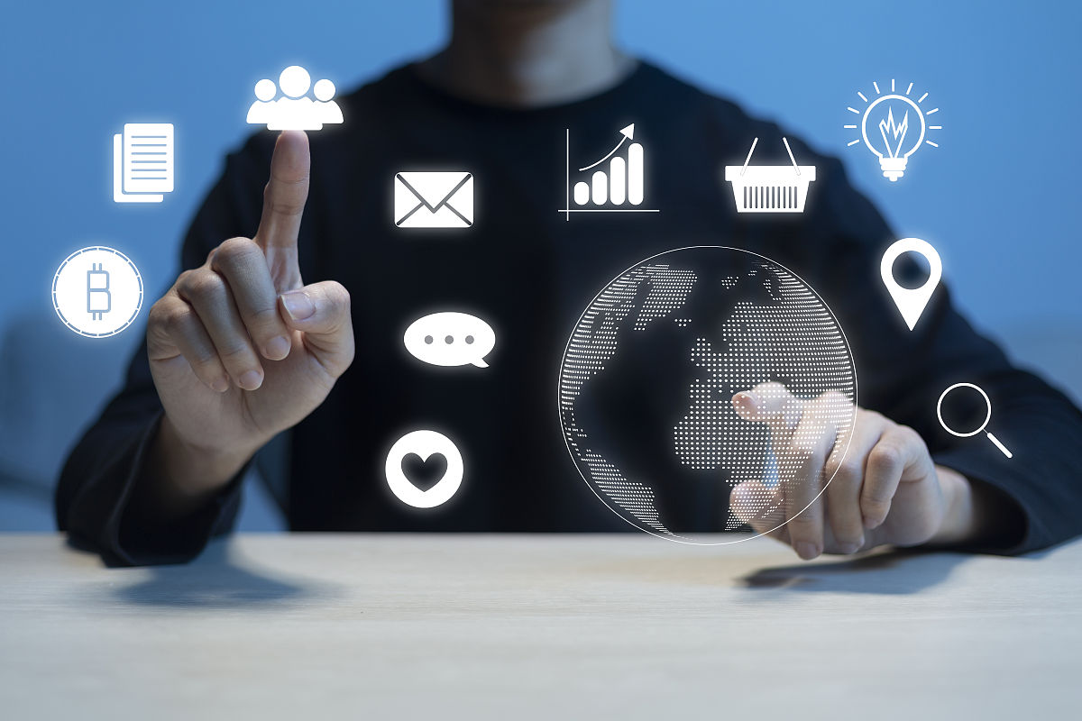 贵州省邮电学校开设网络营销专业吗？