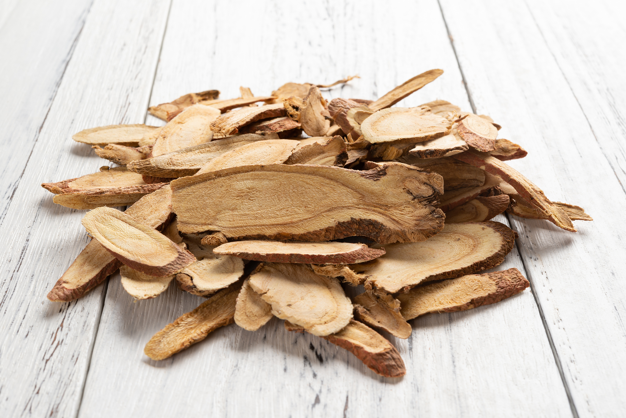 子洲县F富发农业科技公司黄芪产品特点及优势