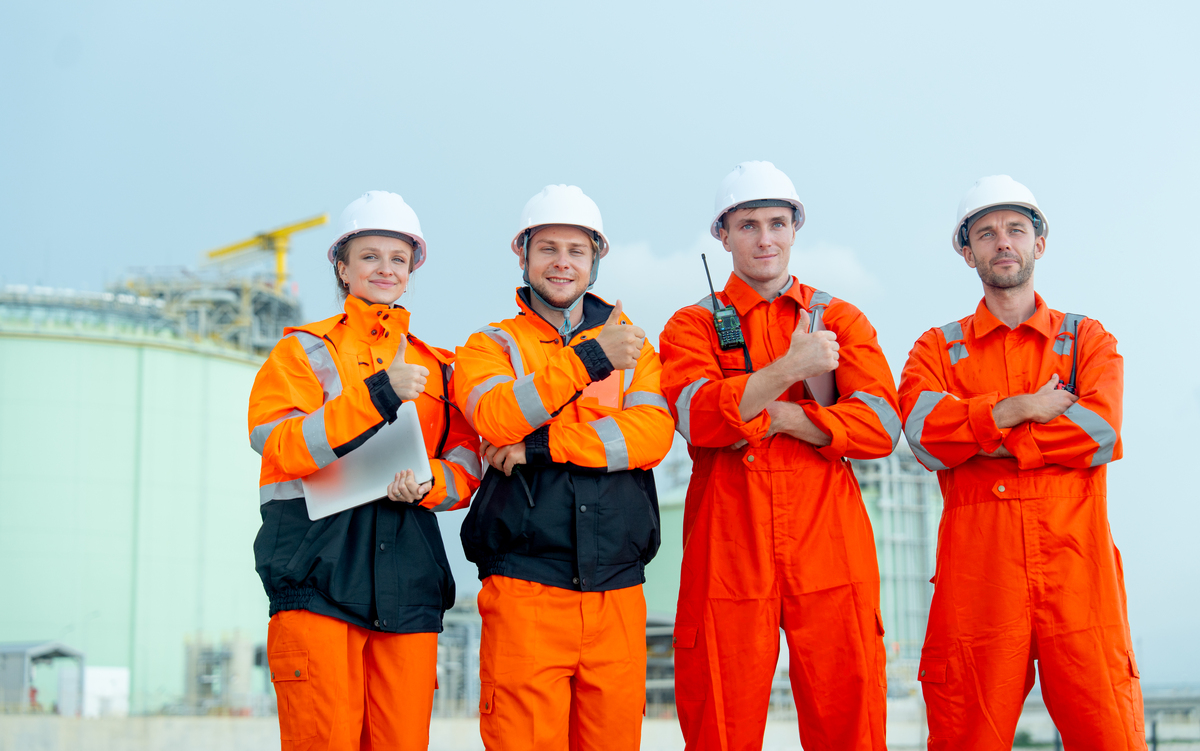 广西2021年男孩子中专学什么专业好