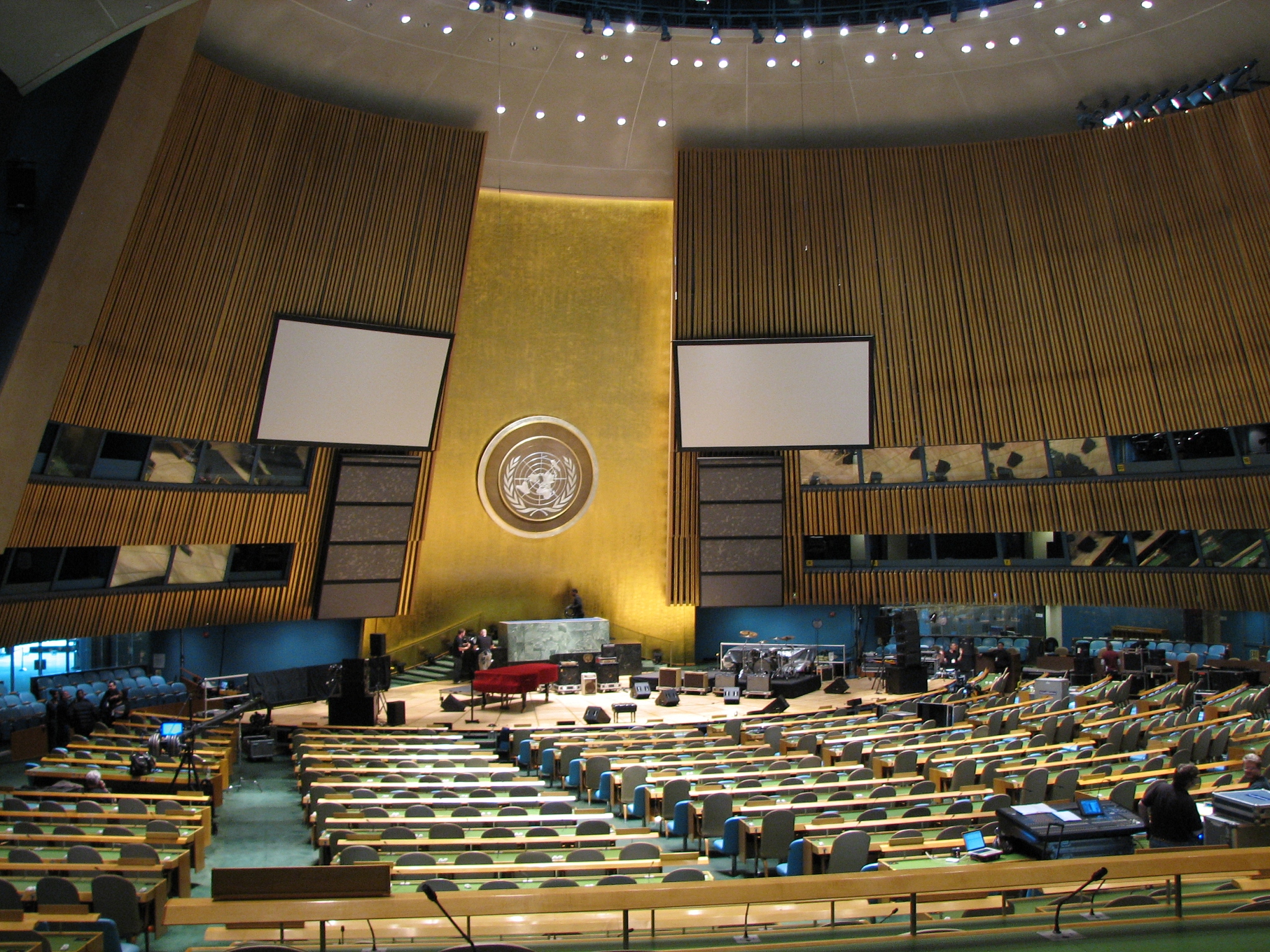 China's National Theatre and Dingtuo Group Sign Strategic Cooperation Agreement