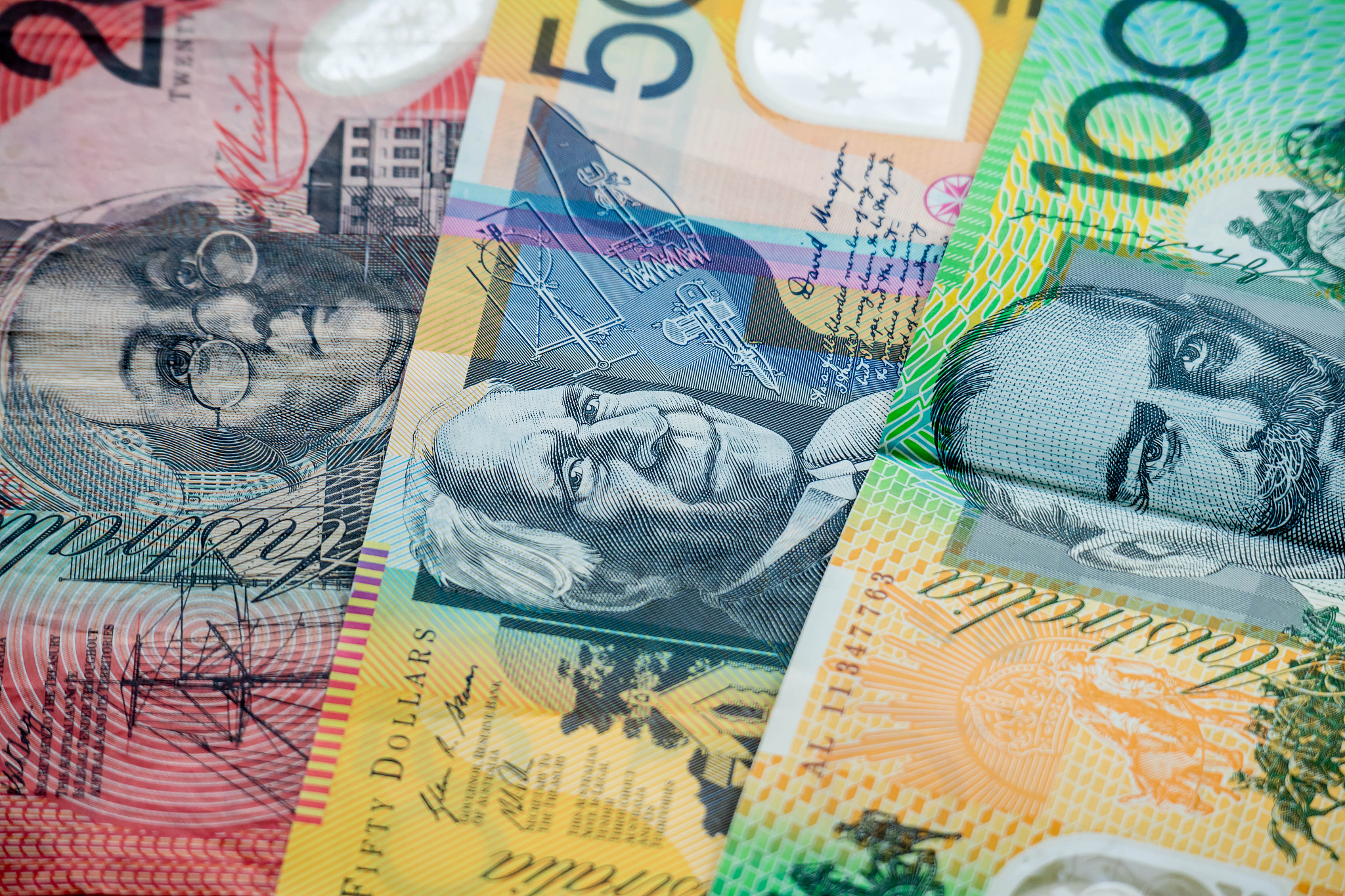 银行储蓄系统的一次性支出：建设、培训、维护等费用详解