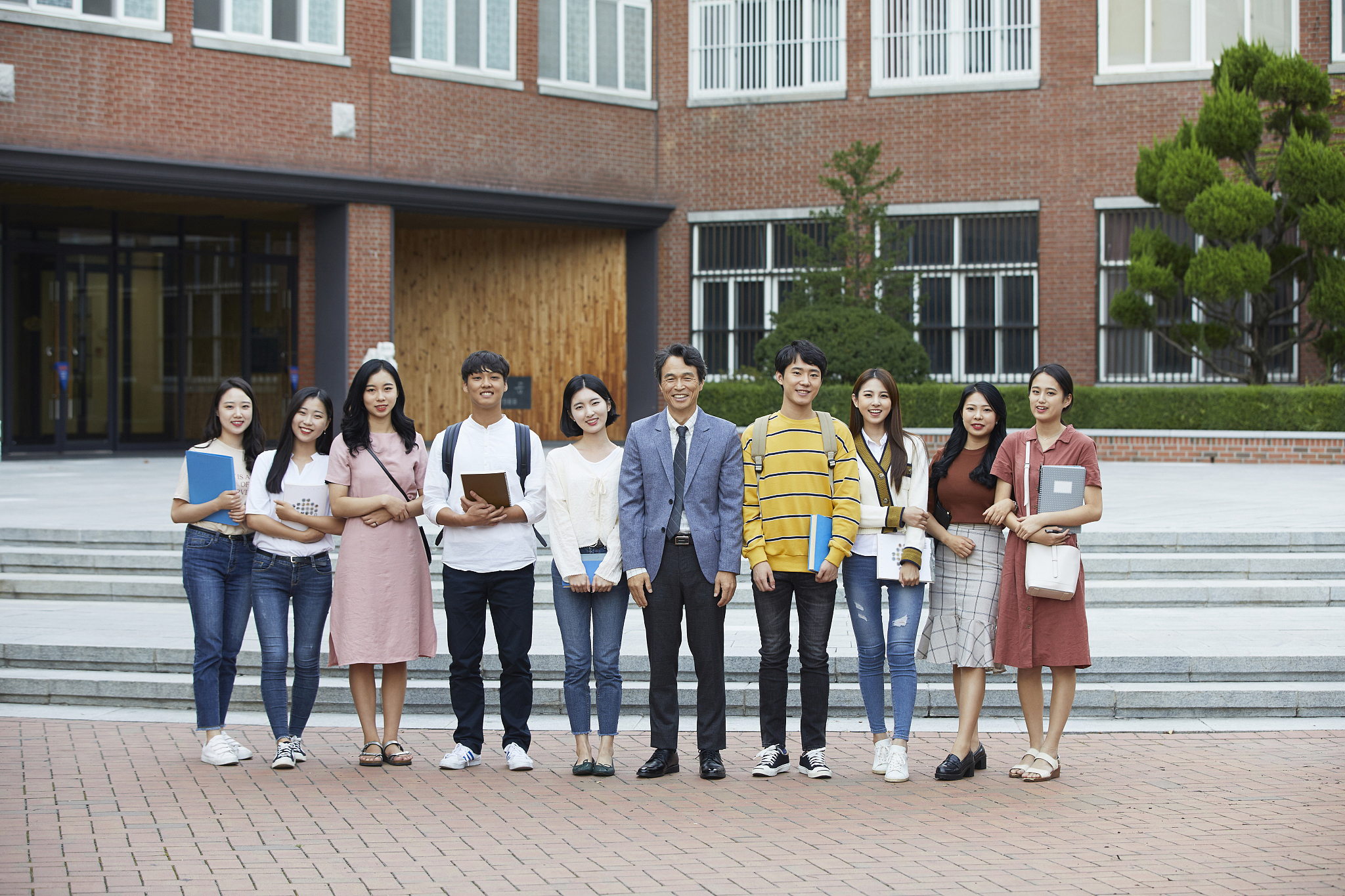 江苏大学 vs 重庆交通大学：师资力量深度比较