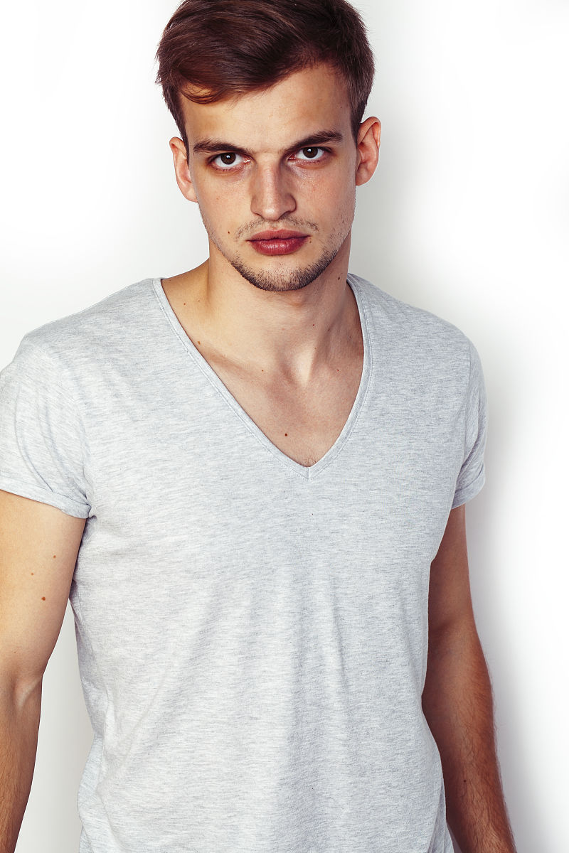 小学语文三年级《花的学校》作业题目设计