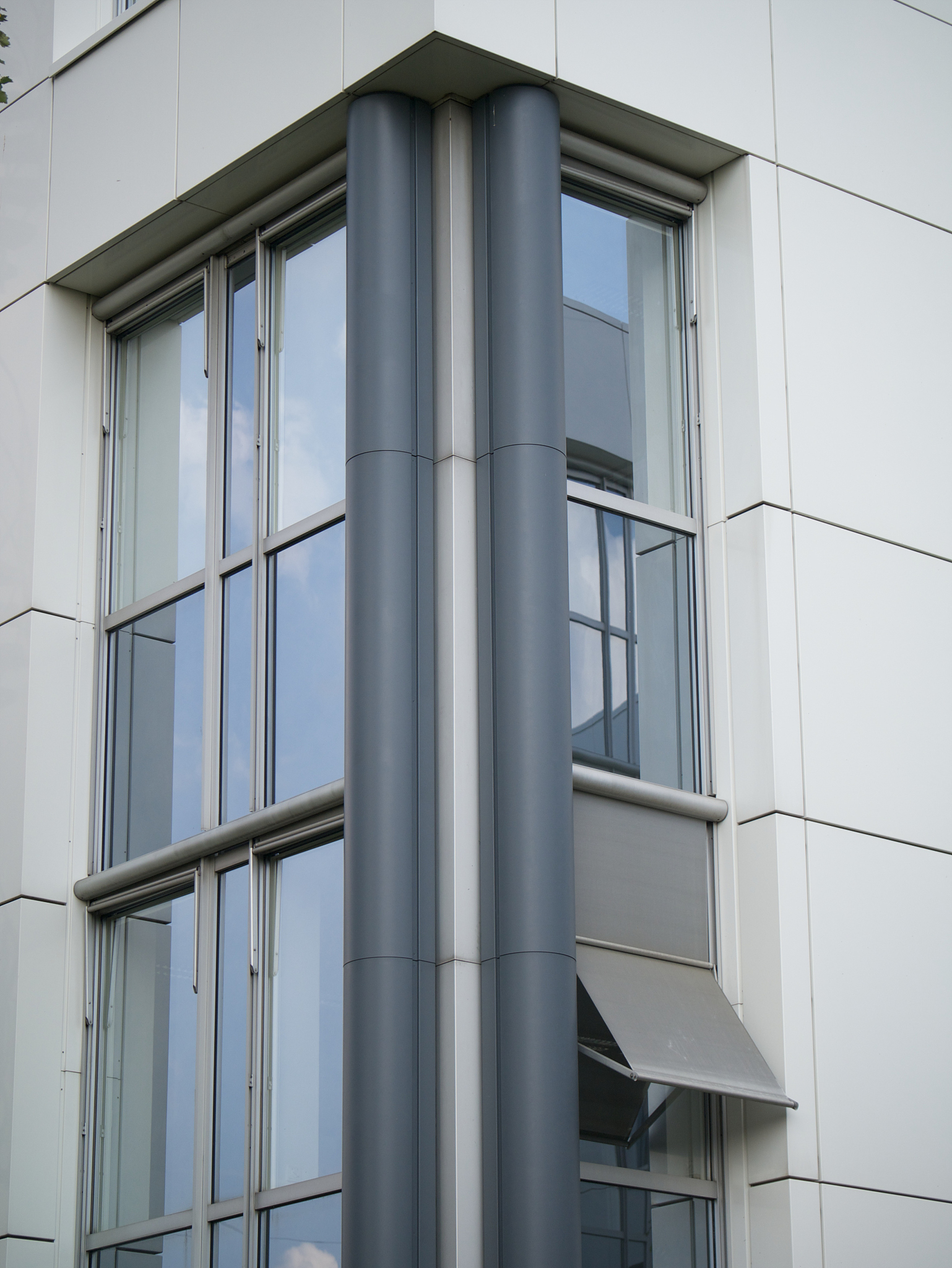 厂房外墙需要防火门窗吗？