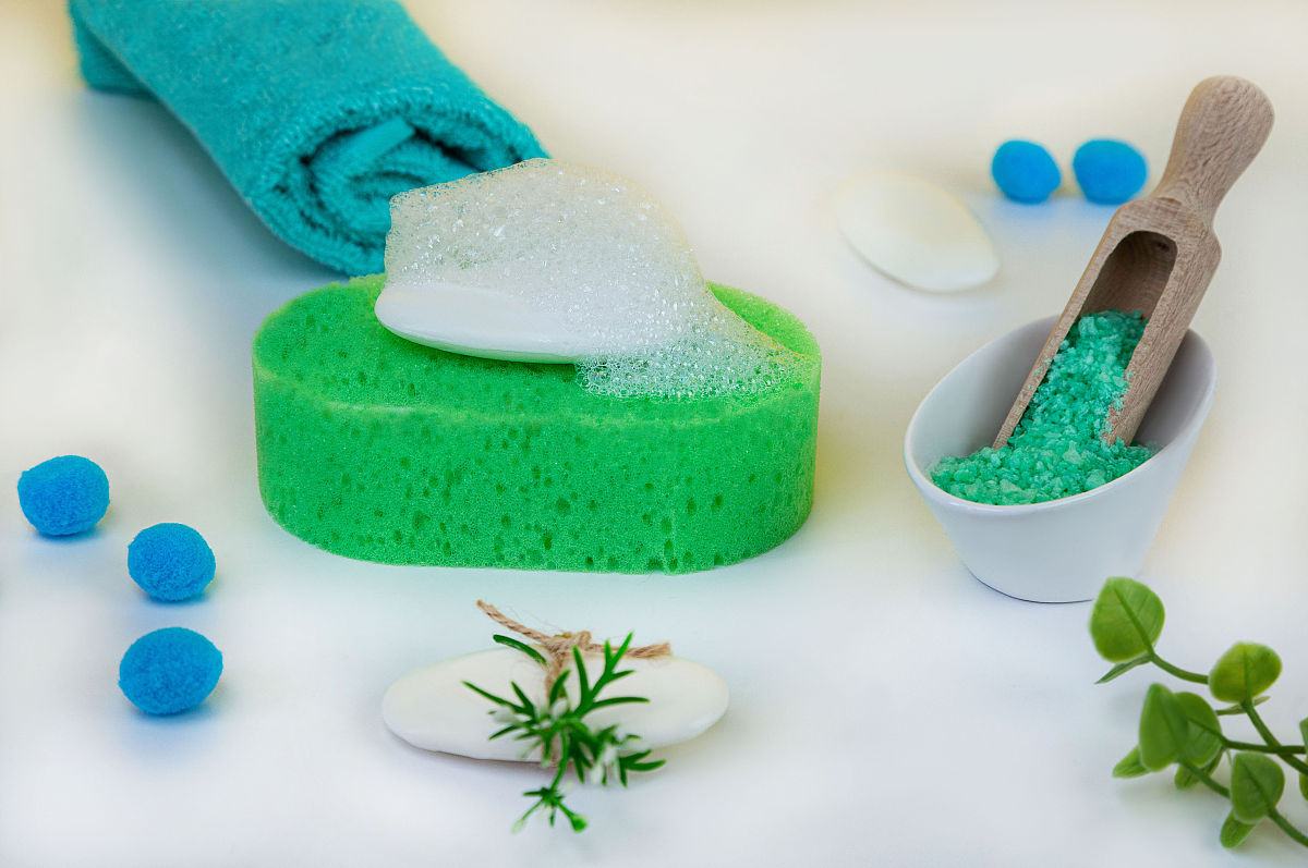 成份自然洗净又滋润安然众合滋润舒爽沐浴露给你一份宠爱体验！