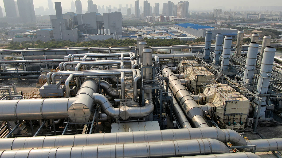 工厂流水线次品率分析：哪条流水线最可能产生不合格品？