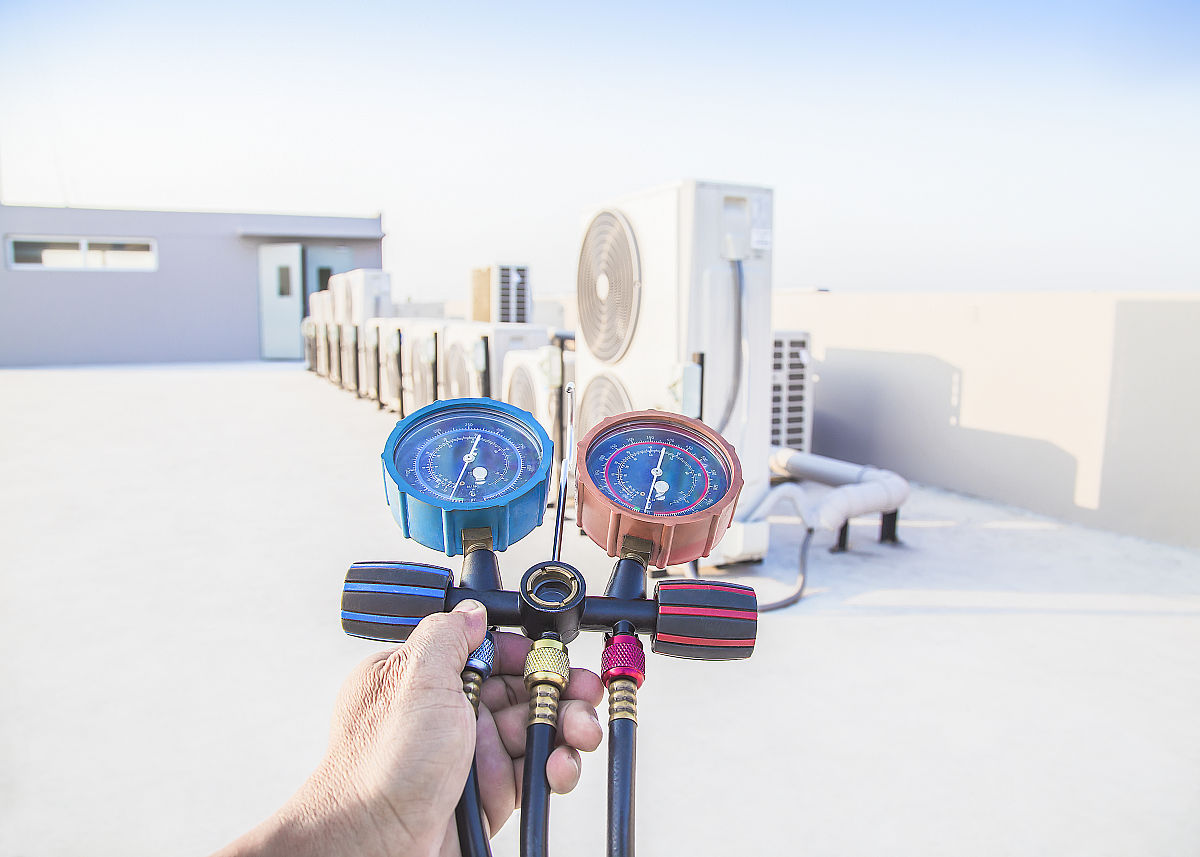 重庆市青山工业技工学校2021年招生办电话-官网-招生简章