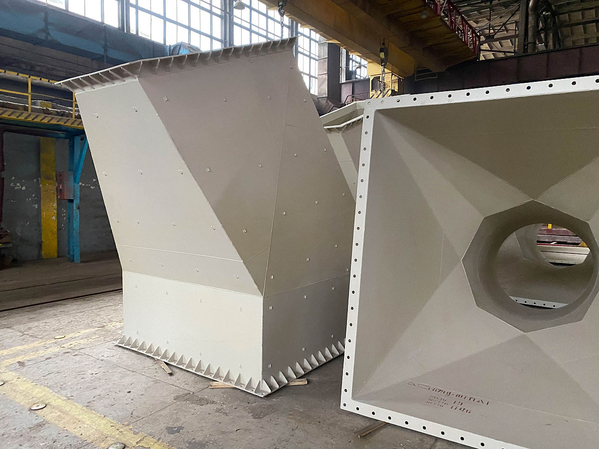 底轴驱动式翻板闸门研究现状：国内外最新进展