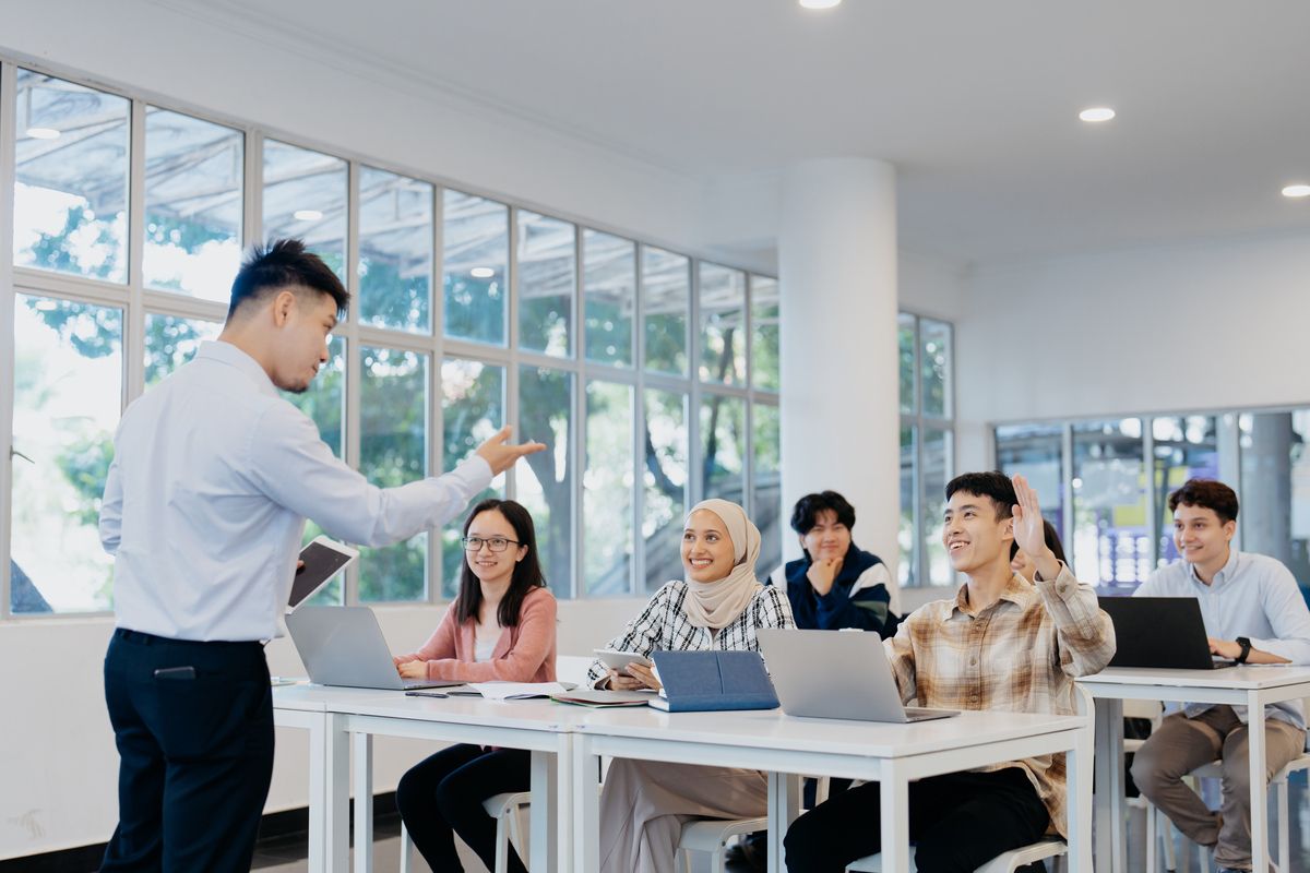 业界是什么意思_词语业界的意思