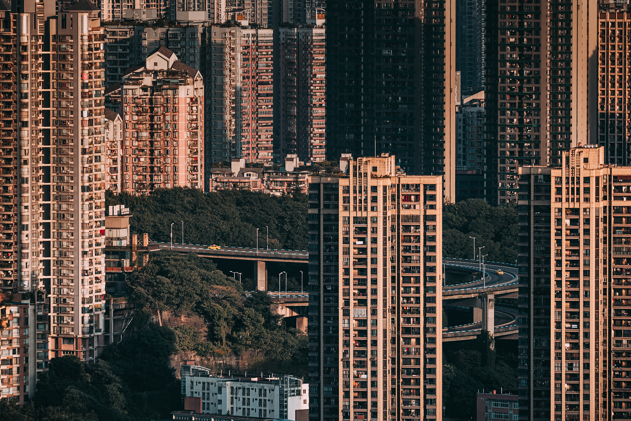 例出四字成詞尾兩個字是