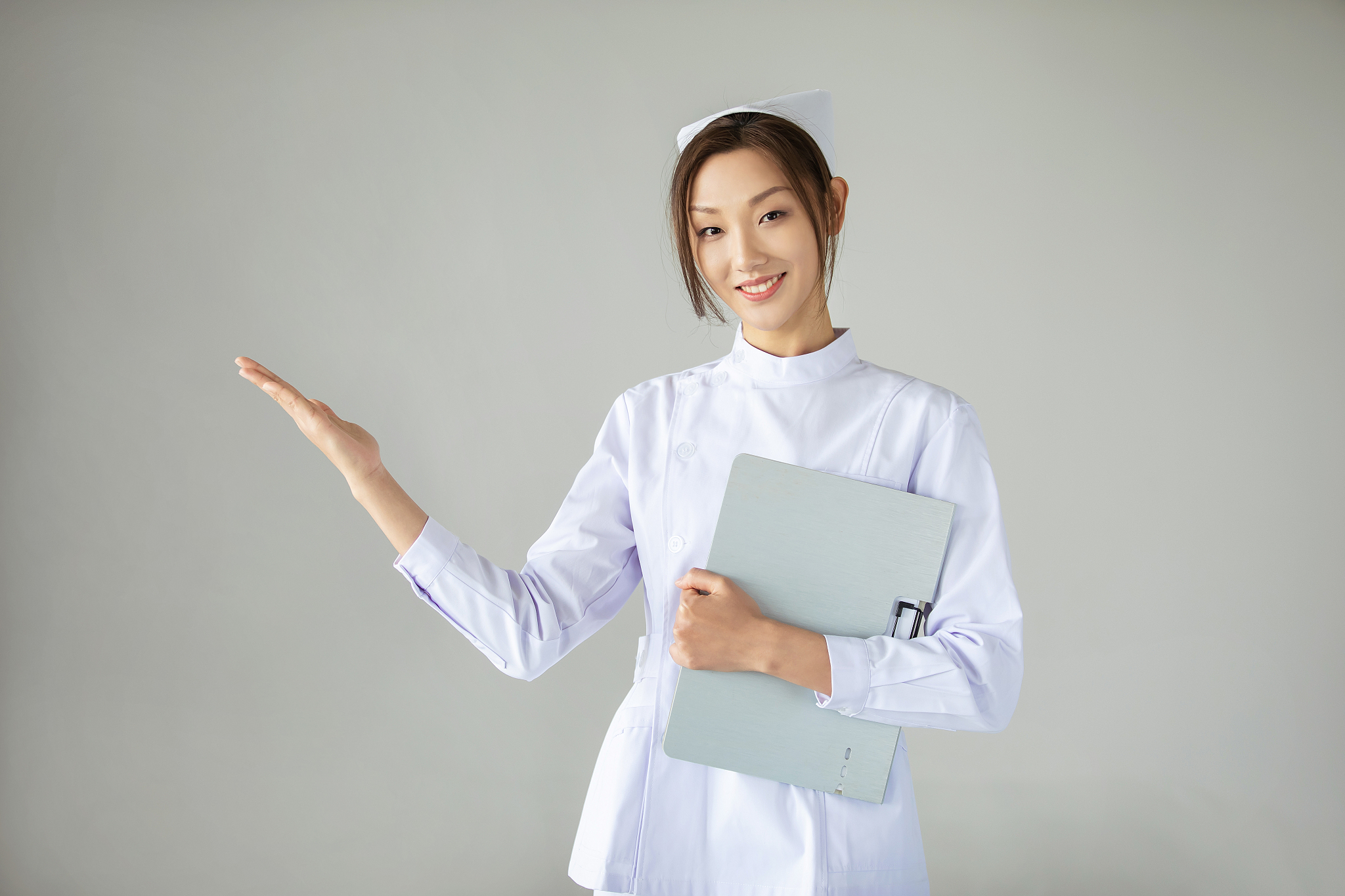 描述医生管理实体图