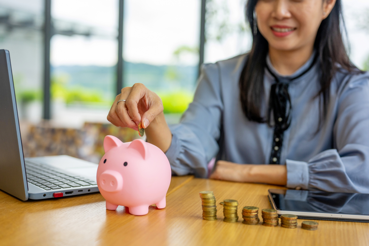 花钱还是存钱：如何平衡现实与未来