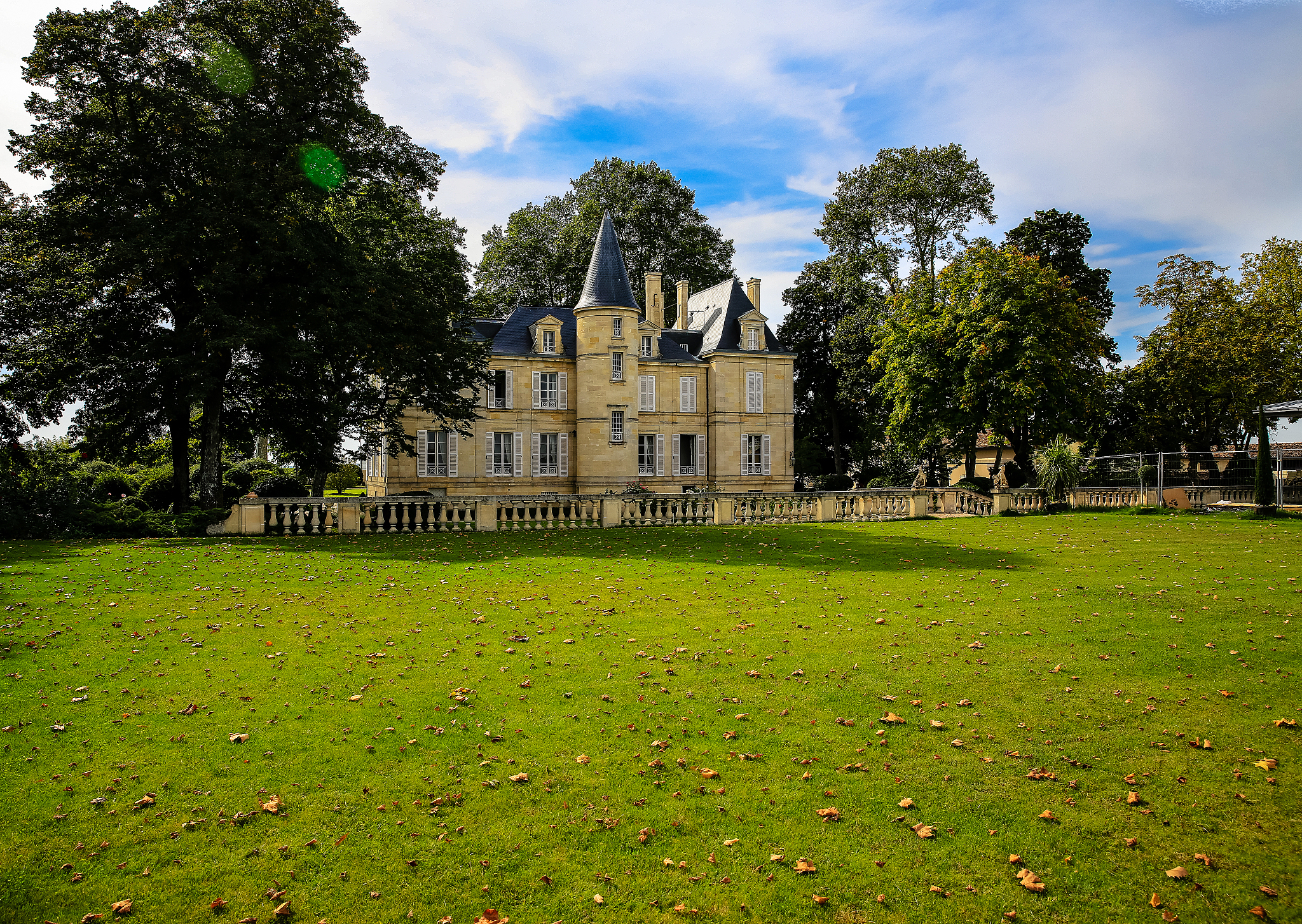 写15条中文旅游标题