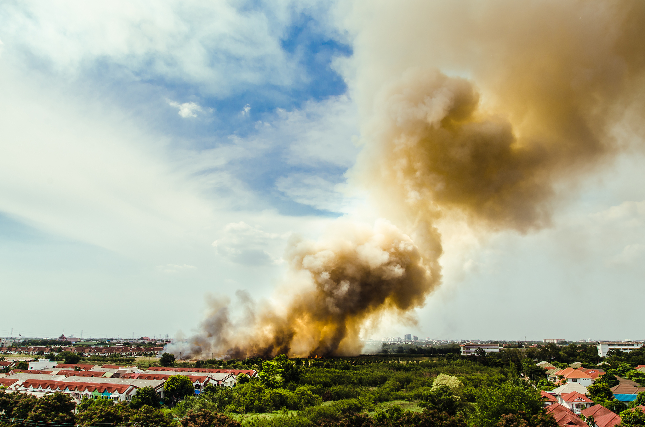 fire in the city overview.