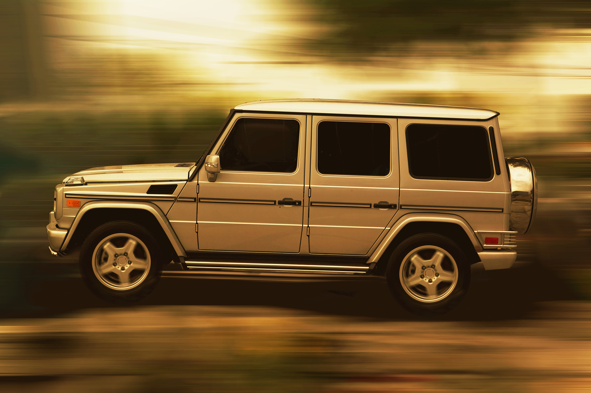 silver sports utility vehicle