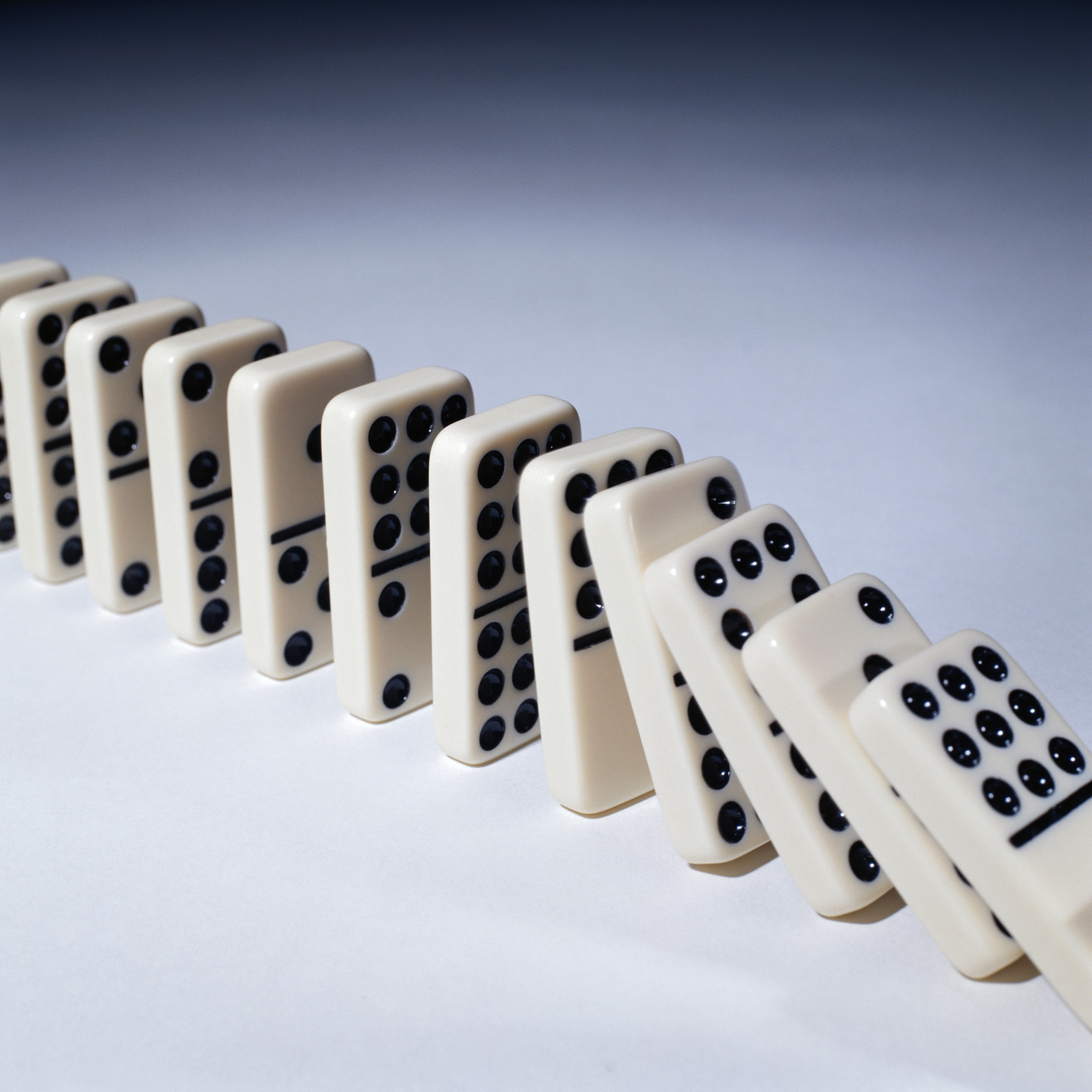 falling dominoes