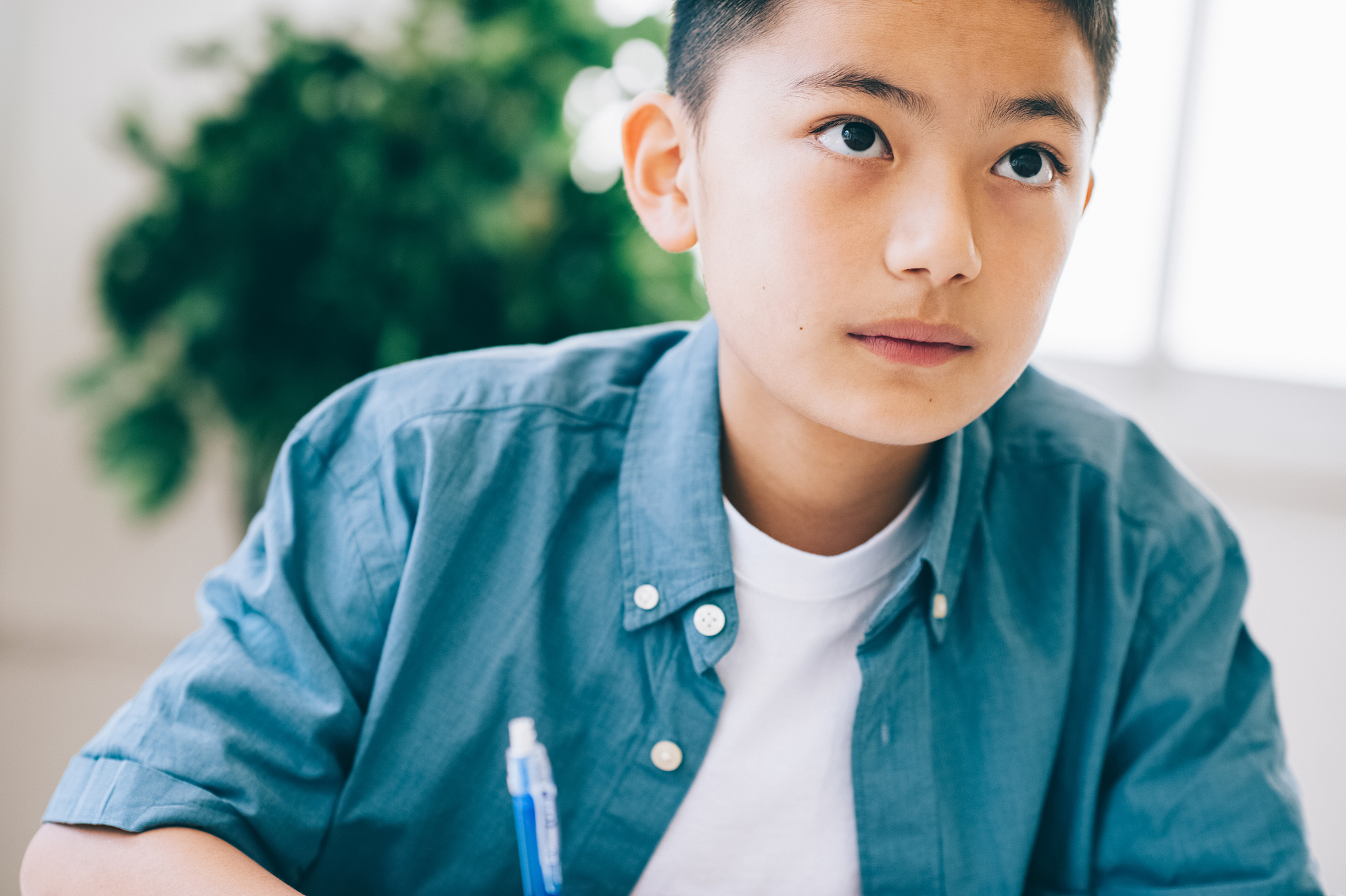 李子枫：中国演员，代表作品《少年的你》等 - 个人简介