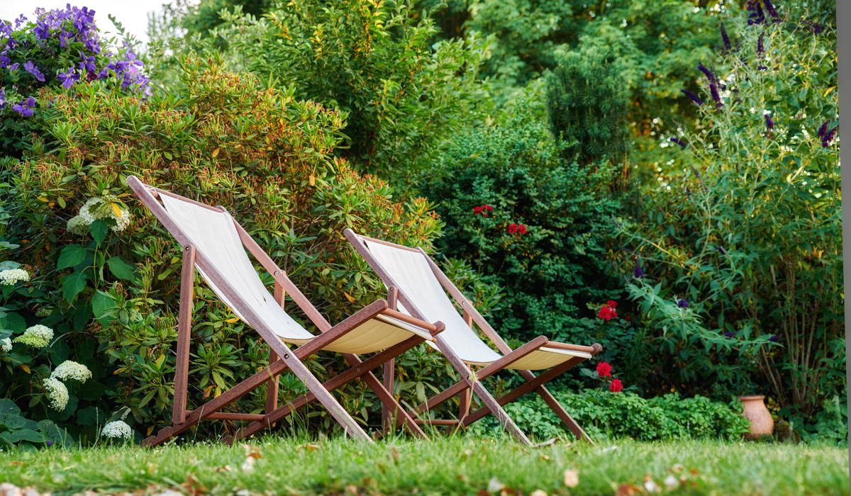 边玩边谈心边荡秋千