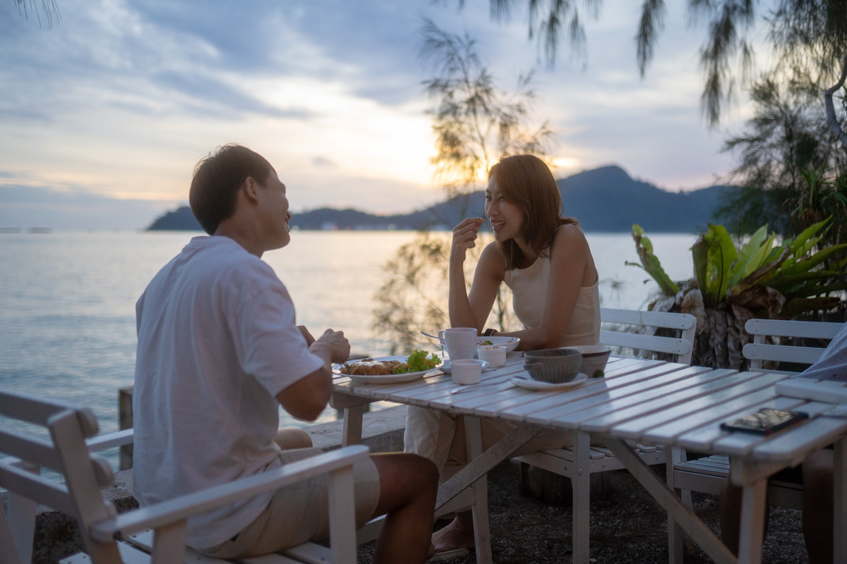 和男友的海边浪漫逃离🌊☀️🌴  #情侣旅行 #说走就走的旅行