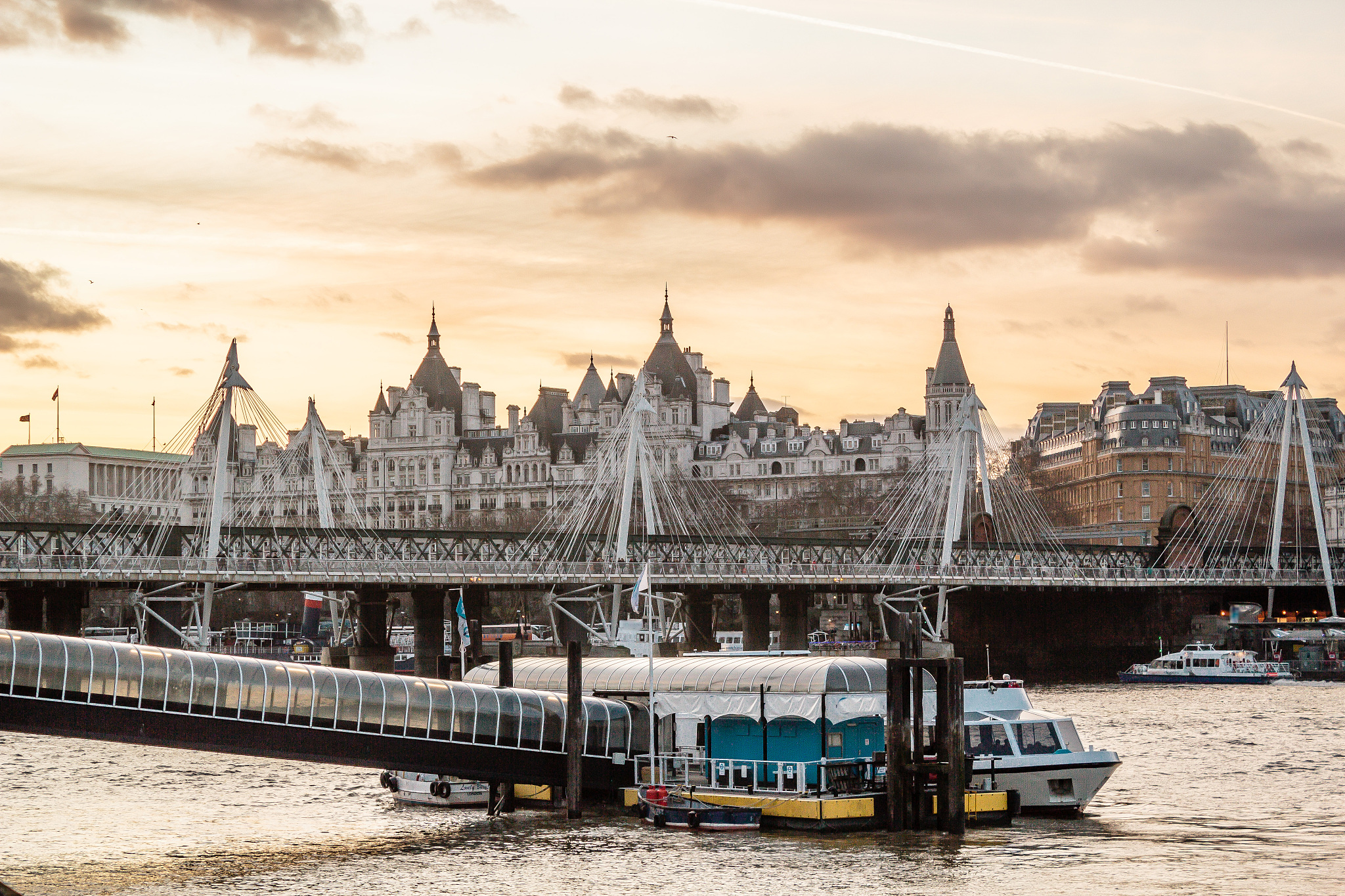 My Dream Trip to England: Exploring History, Culture, and Beauty