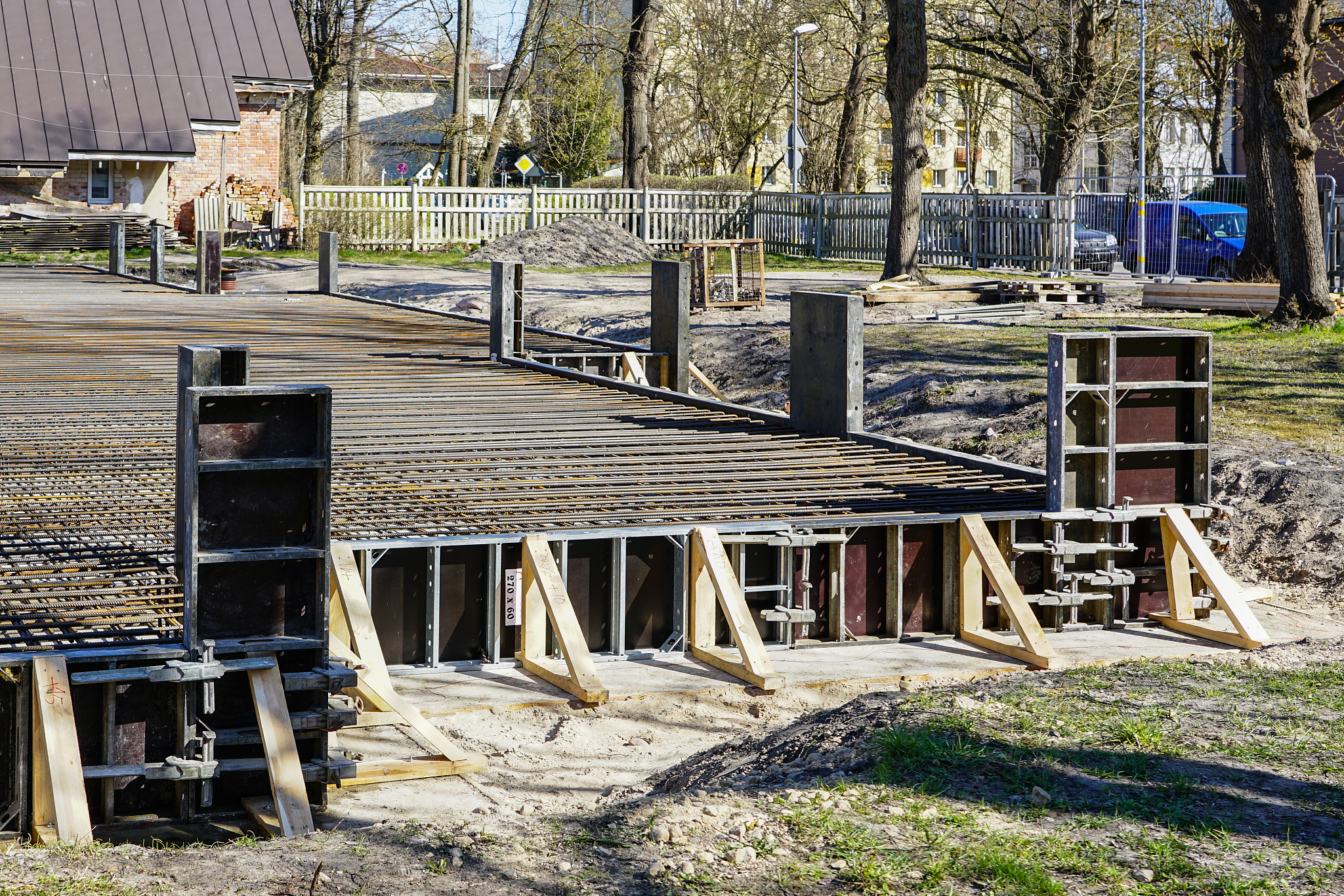 建筑工程造价管理新挑战：传统方法的局限性与优化方向