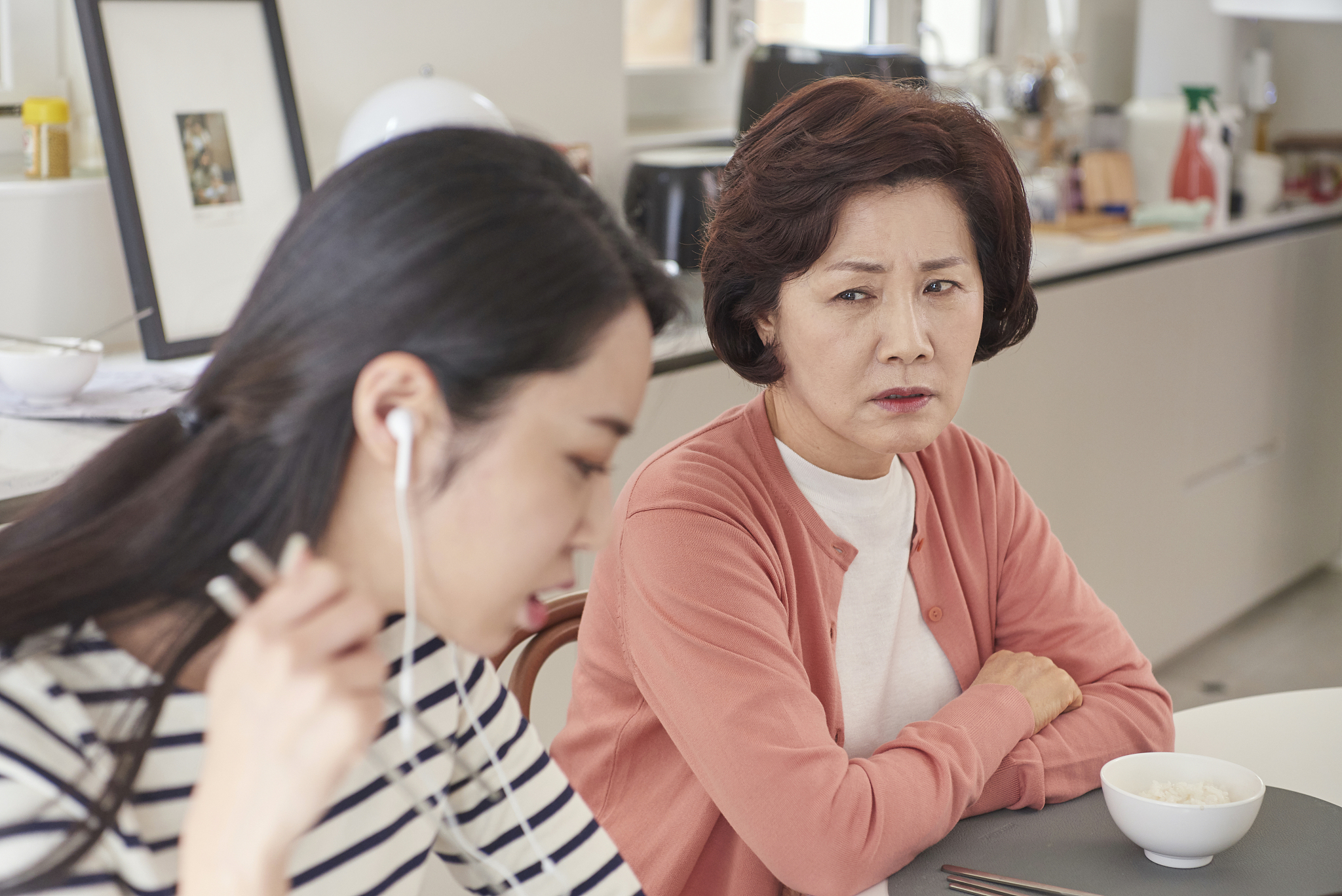 婆媳关系的智慧与矛盾：短视频剧本