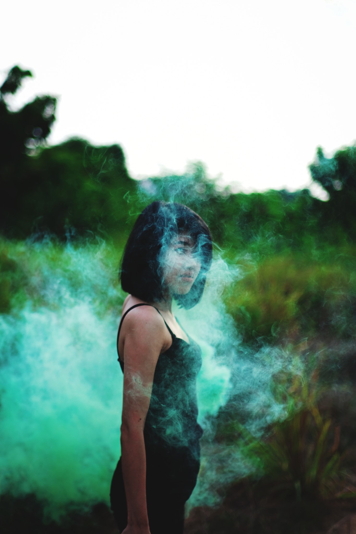 如何将三支烟分给四个人