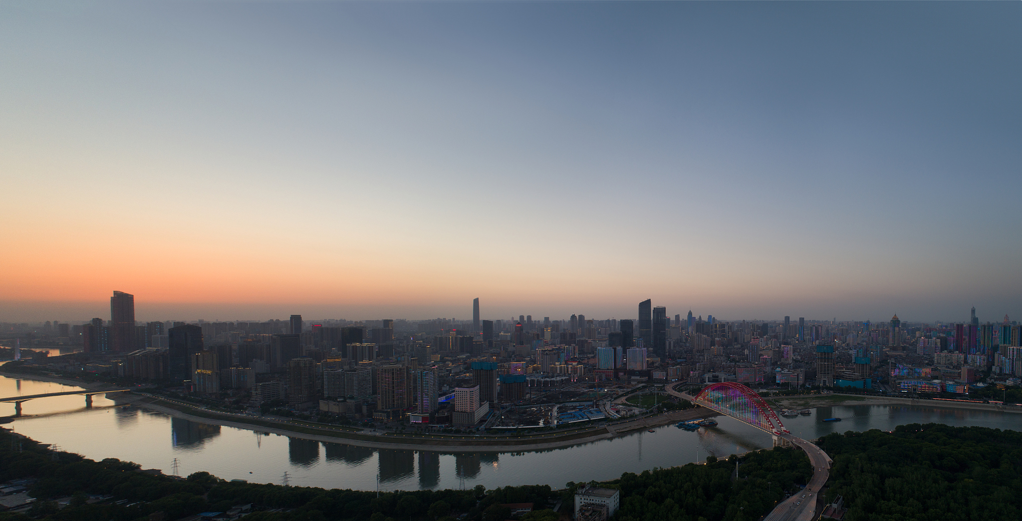 航拍武汉全景图