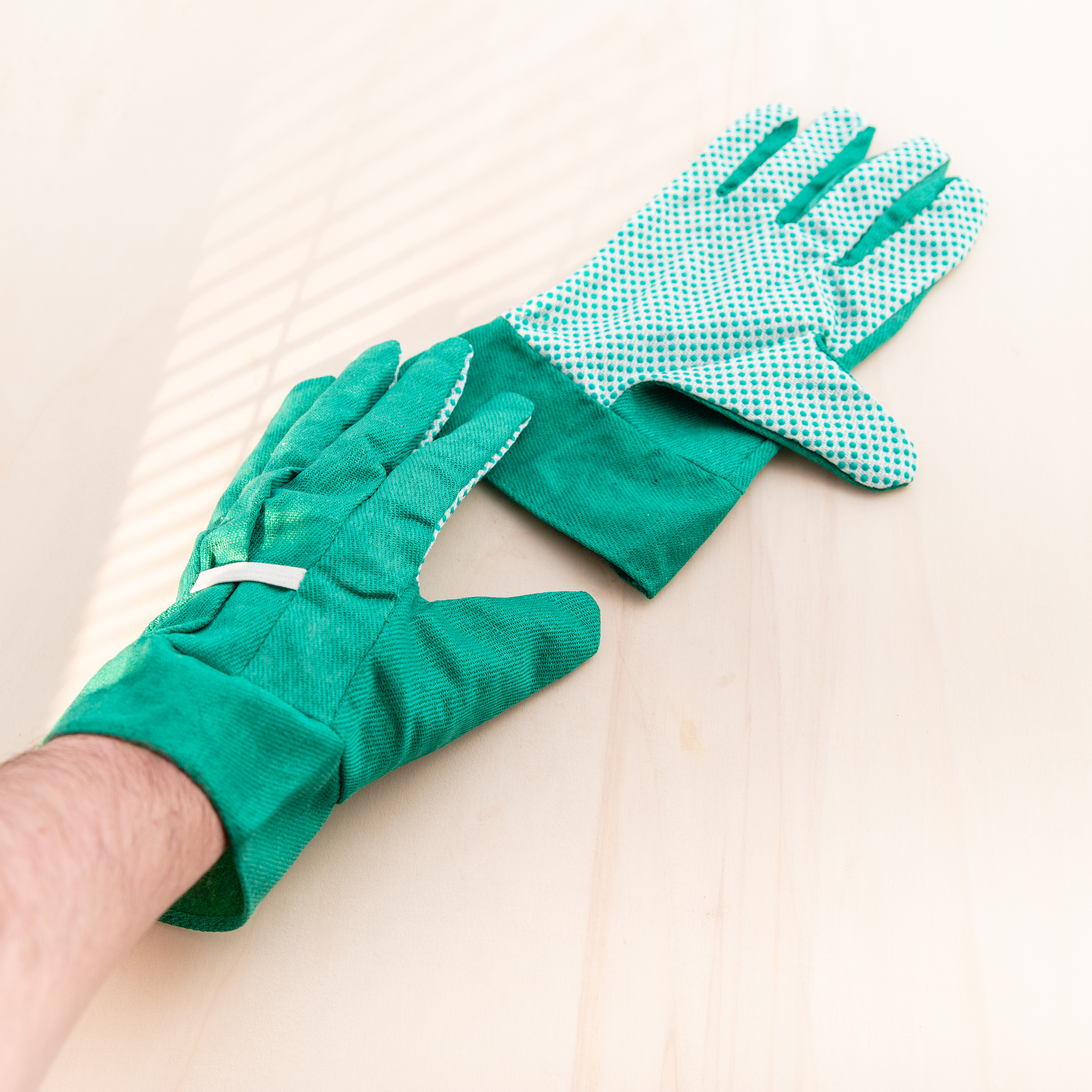 garden gloves