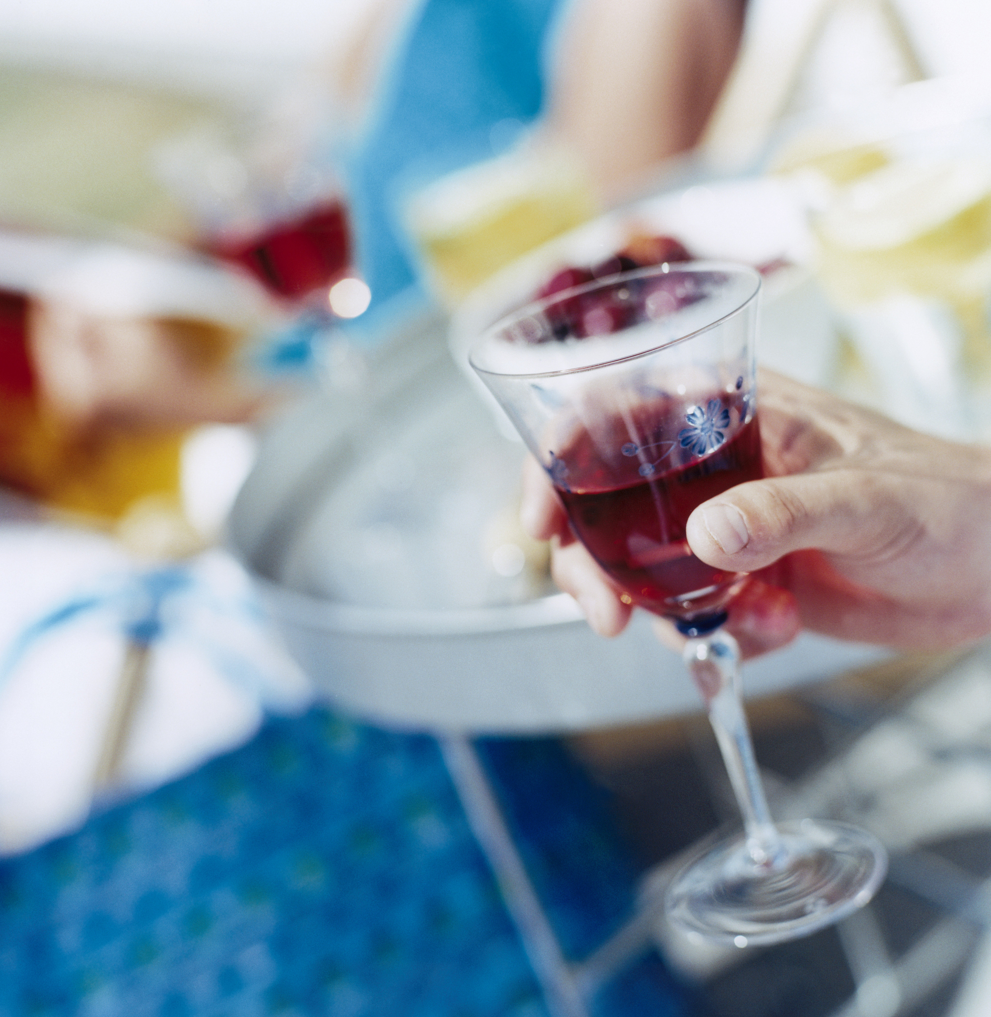 解酒方法大全：快速缓解宿醉不适的有效技巧 - 健康指南