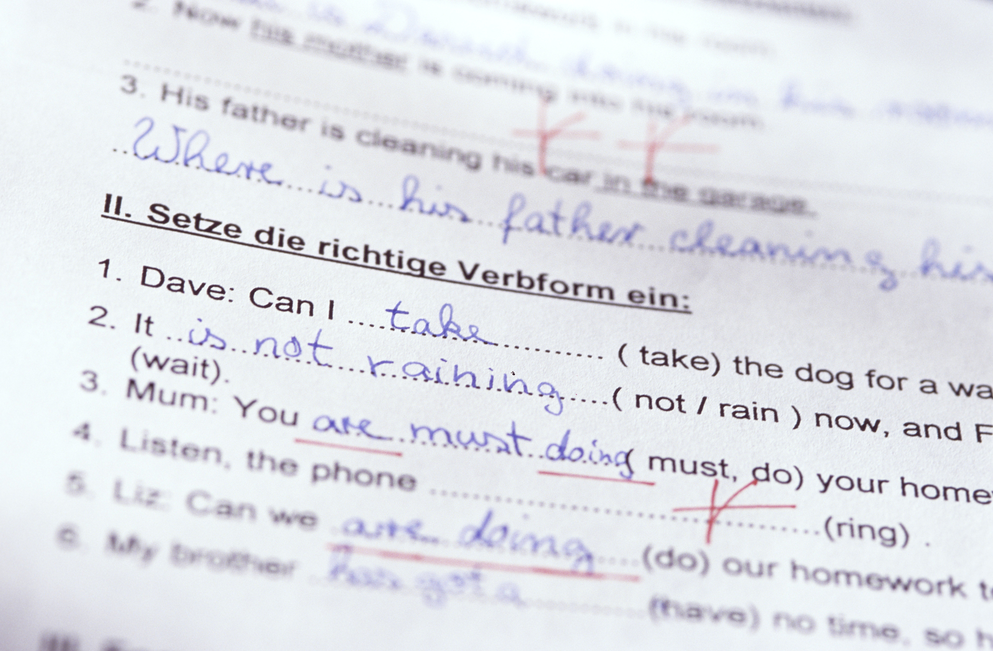 语法和拼写检查：英国货物运输模式分析